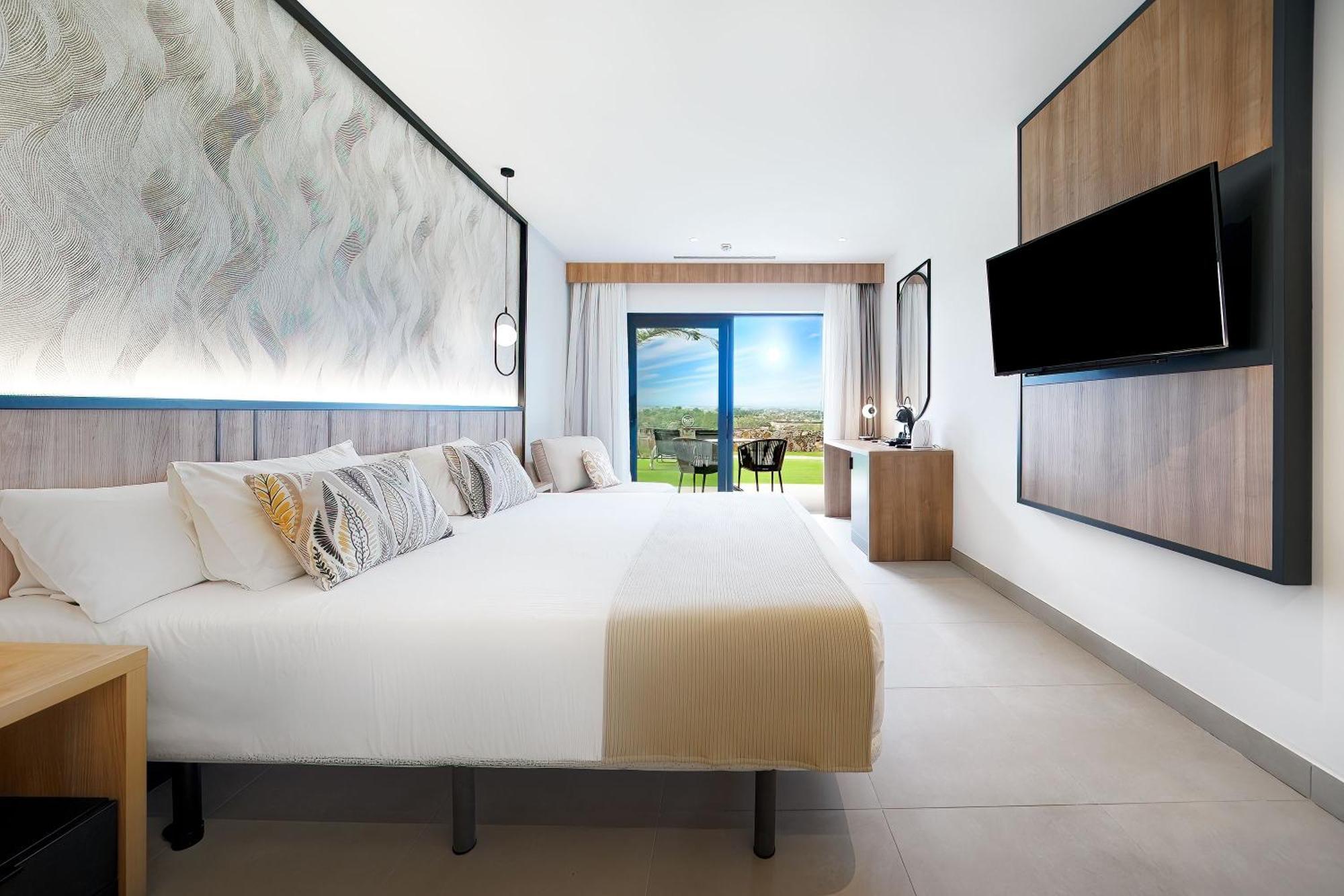Double Room Terrace Golf View