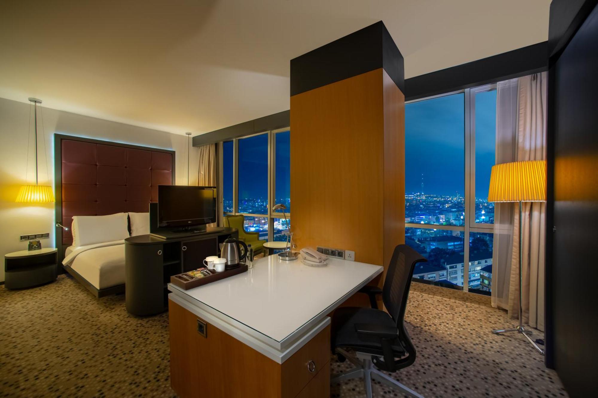 King Room with City View