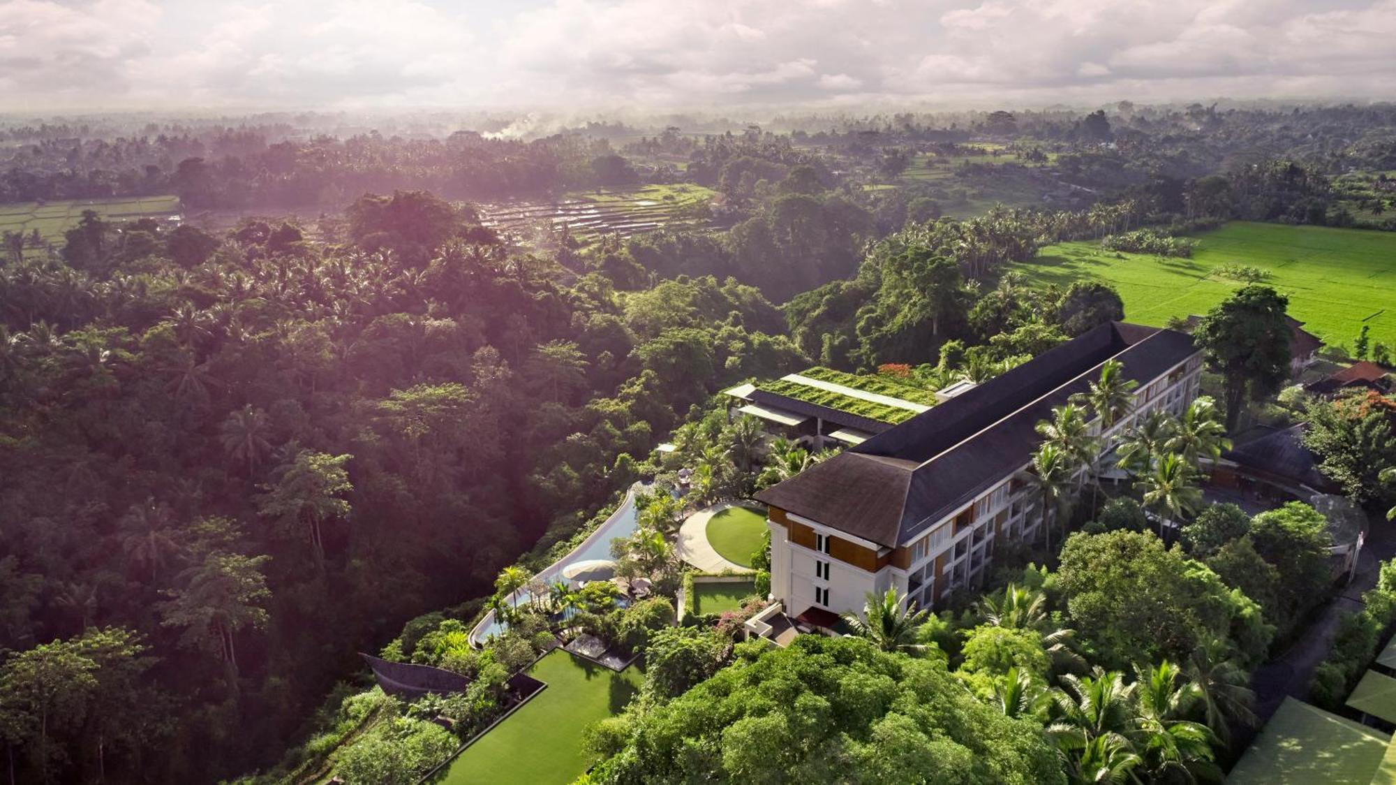 Deluxe Guest Room 2 Twin Beds Garden View Access to the Farm Family Activities Daily Yoga Daily Aquacise 24-Hour Access to the Westin WORKOUT®️ Fitness Studio,1548648346:JPEG