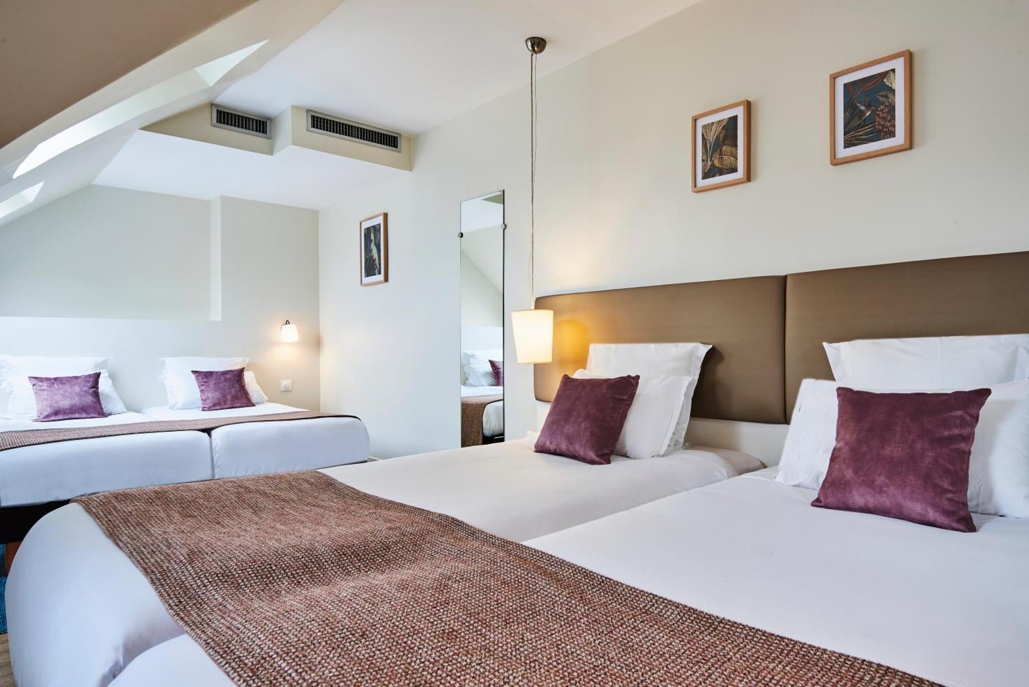 Classic Quadruple Room