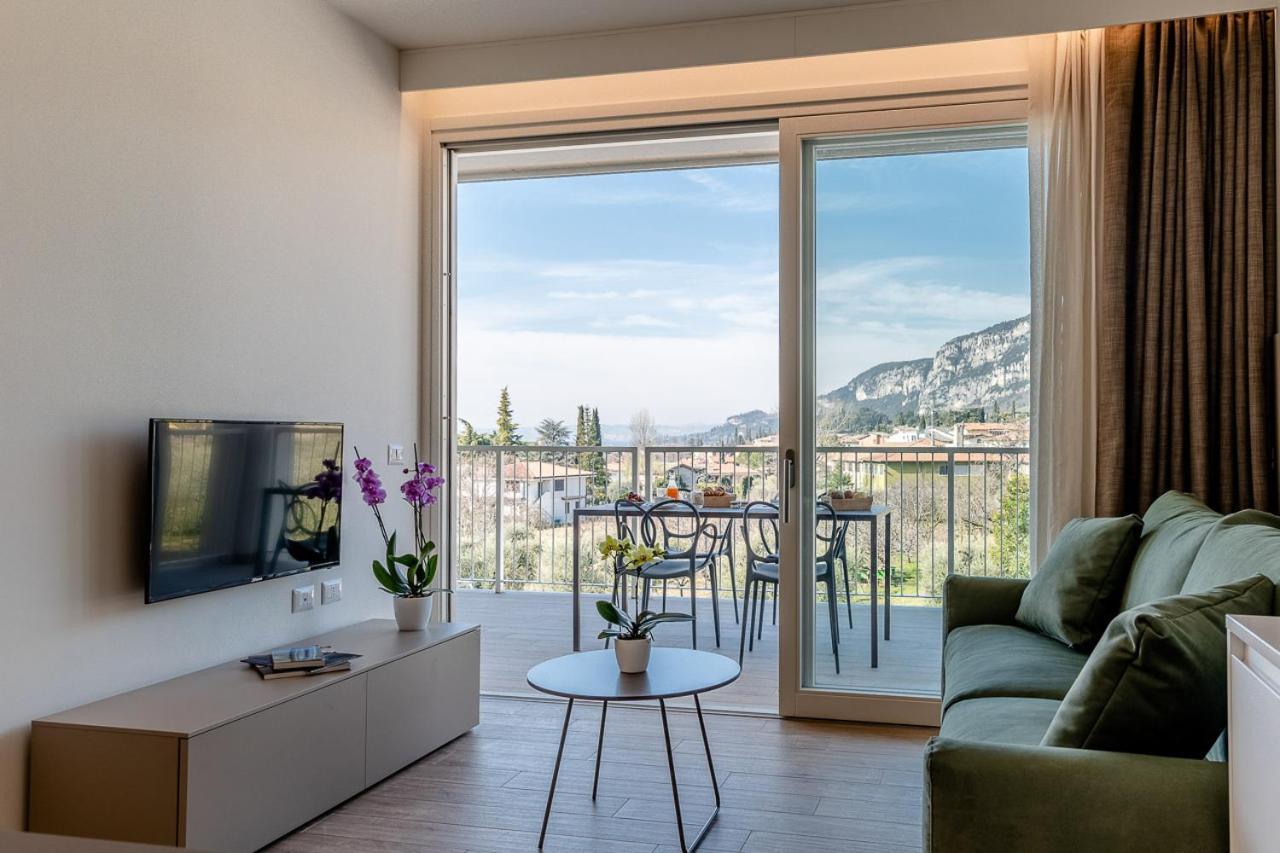 One-Bedroom Apartment Top