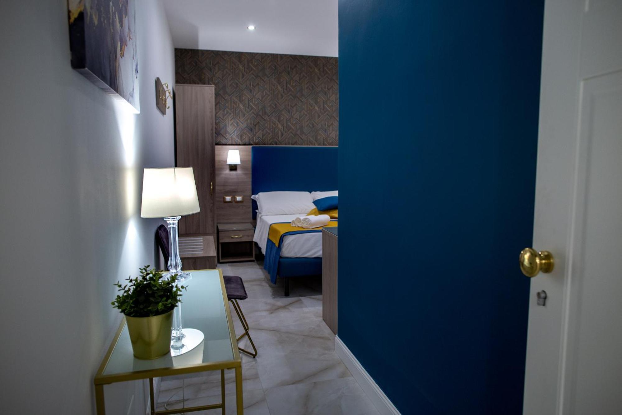 Double Room Private Bathroom