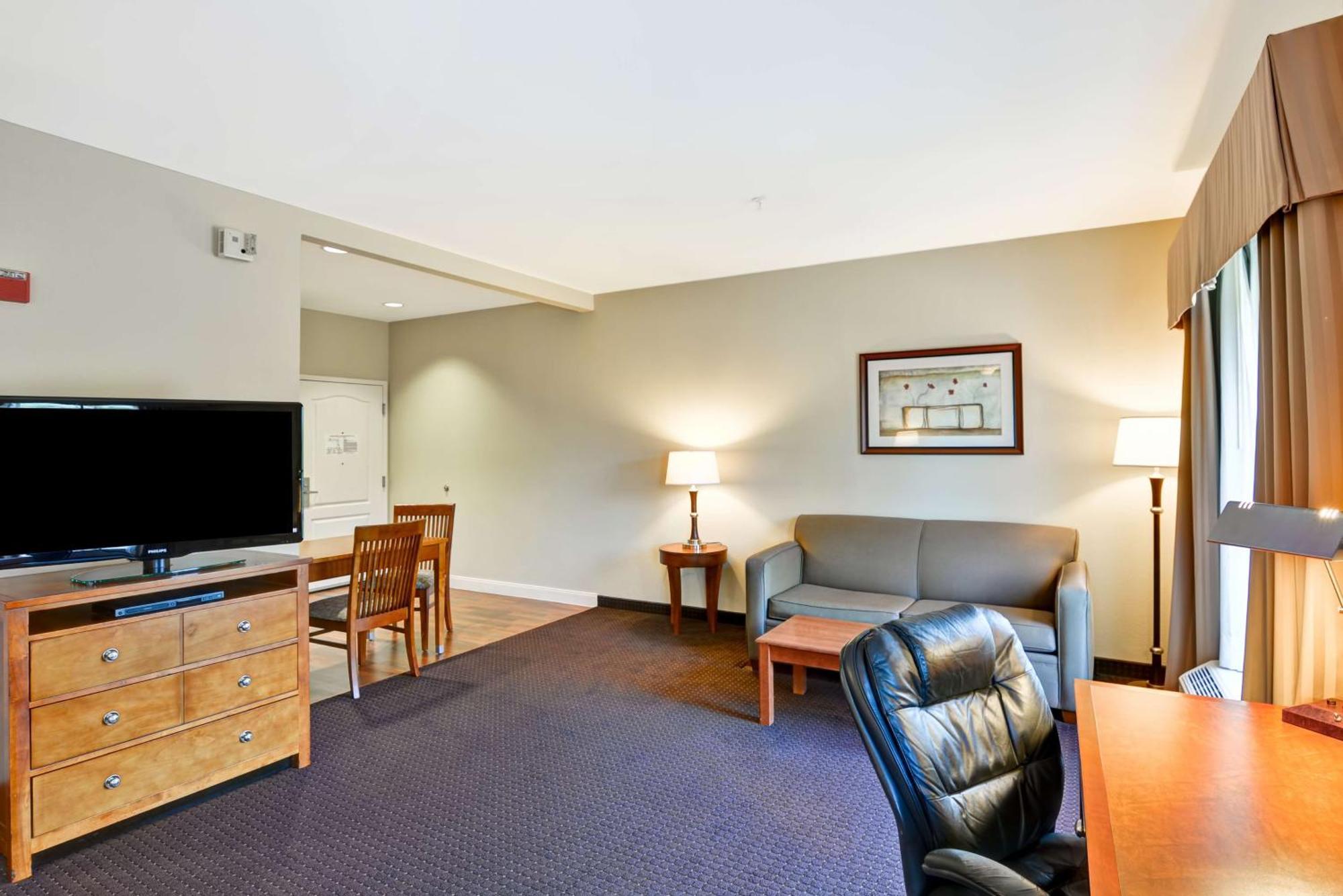 Studio Suite mit Kingsize-Bett - Nichtraucherzimmer