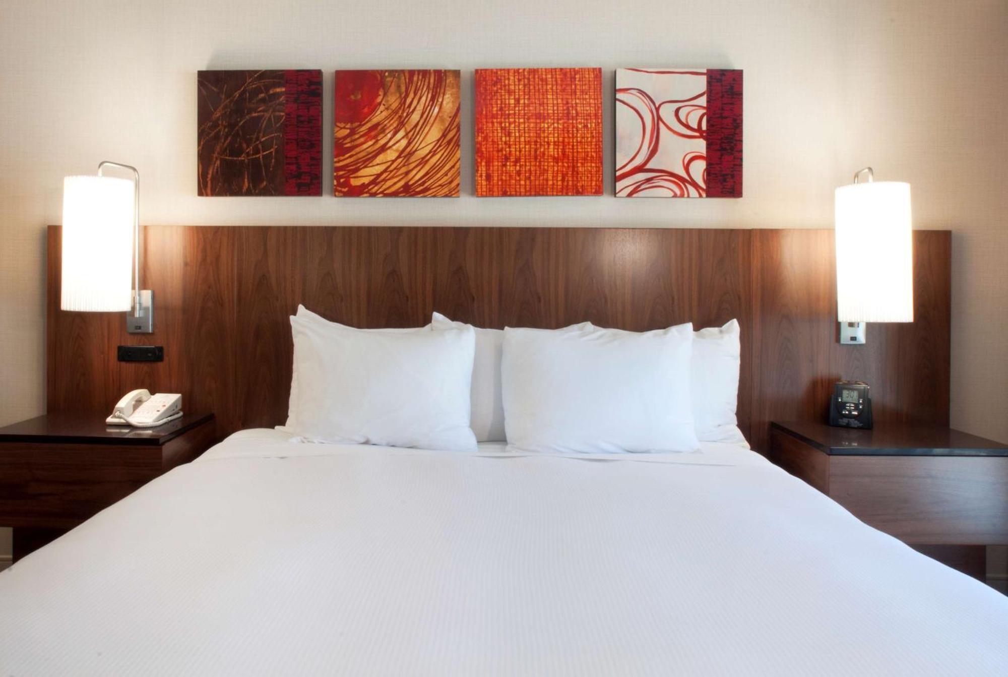 King Room No Resort Fees,1551309580:JPEG