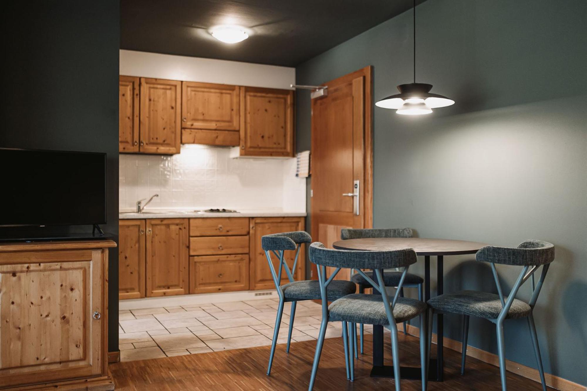 Studio Apartment