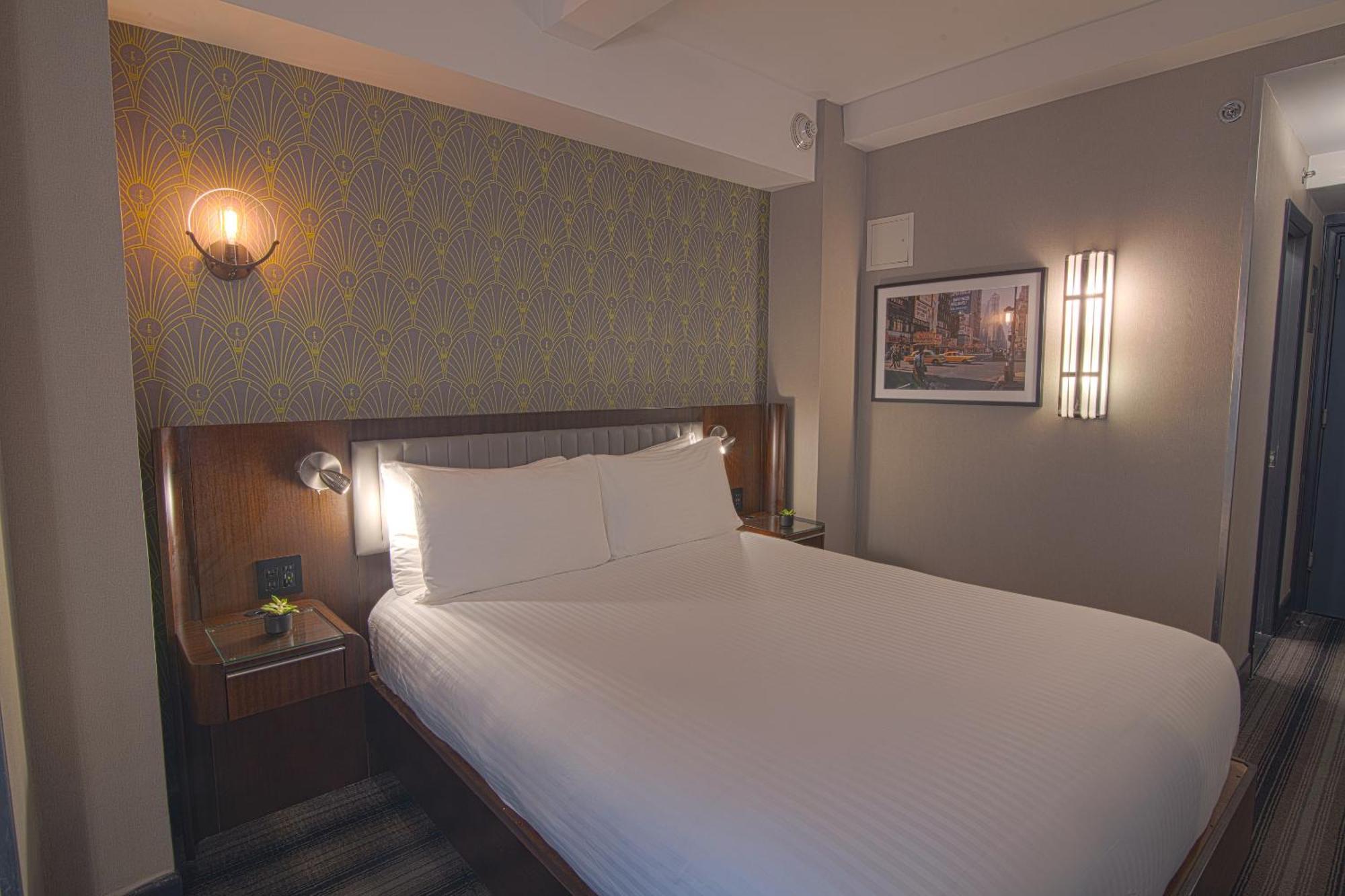 Signature met 1 Queensize Bed