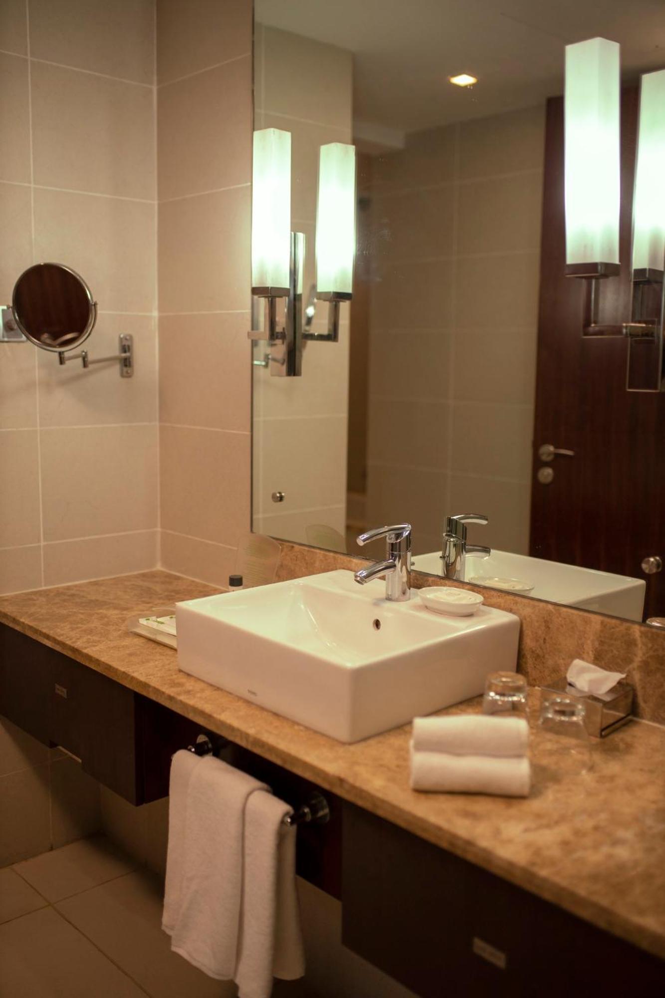 Premium King Room