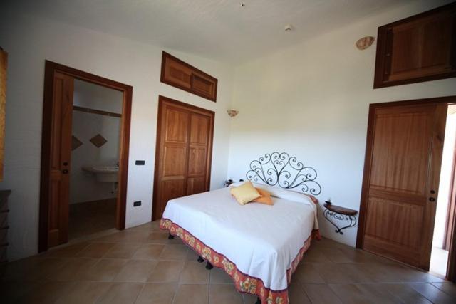 Two-Bedroom Apartment Sea View