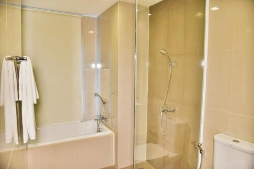 Two-Bedroom Deluxe Apartment