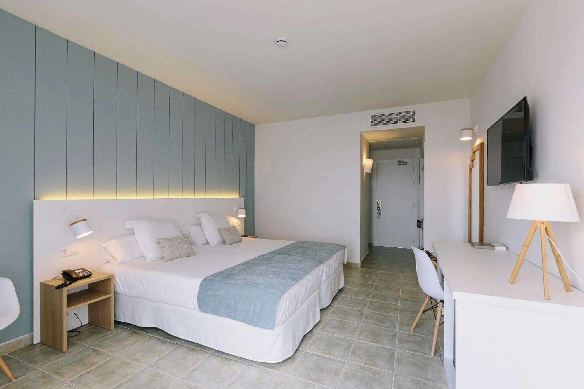 Standard Double Room Sea View