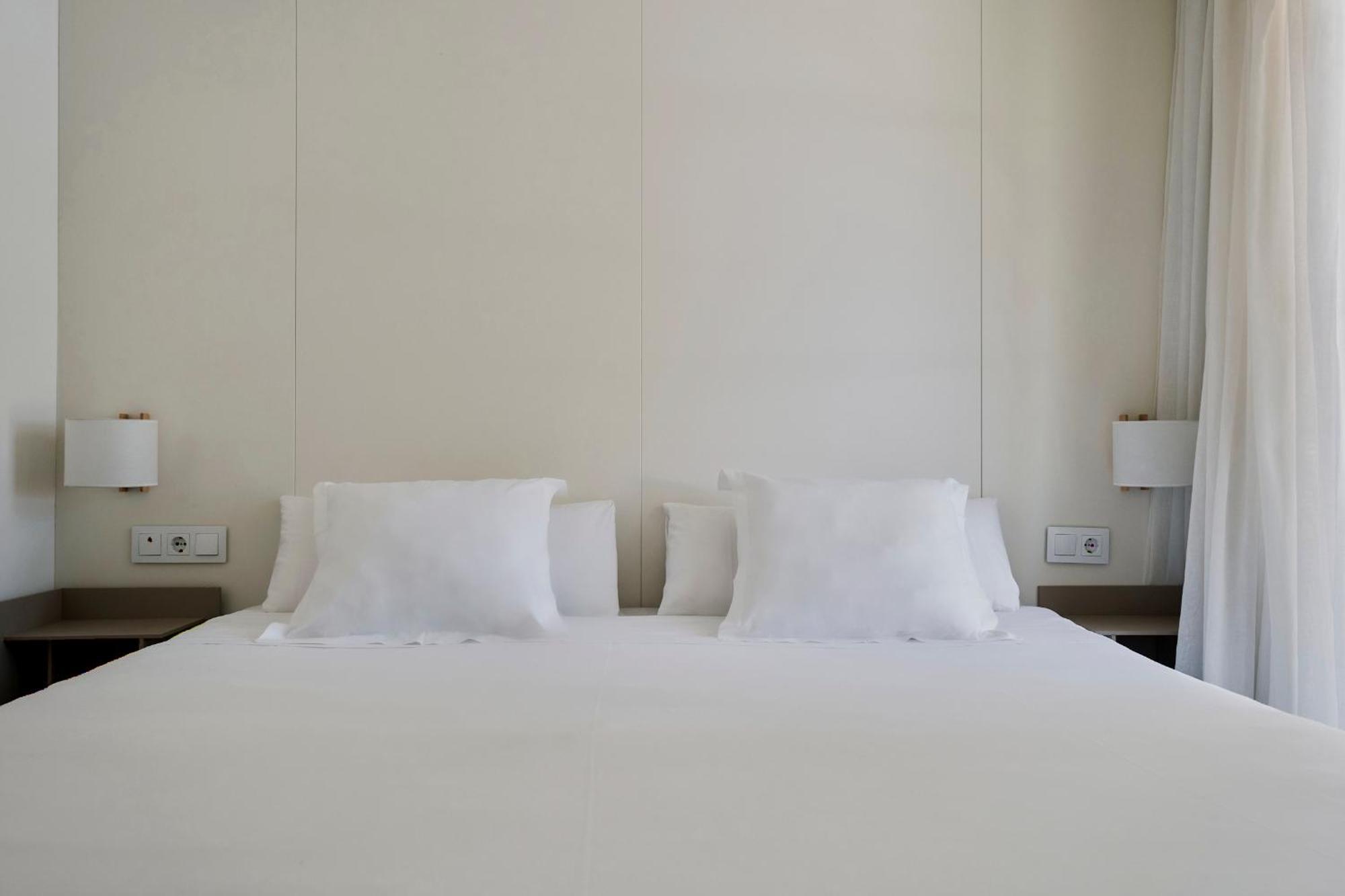 One Bedroom Apartment with Terrace
