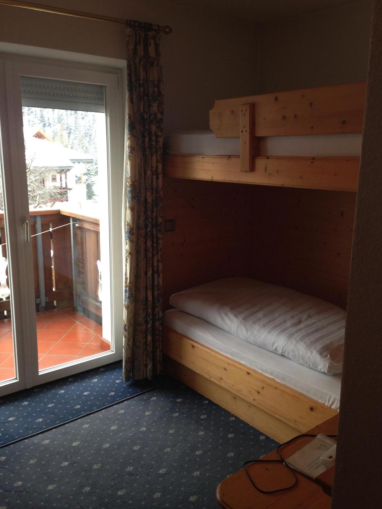Single Room Mountain View