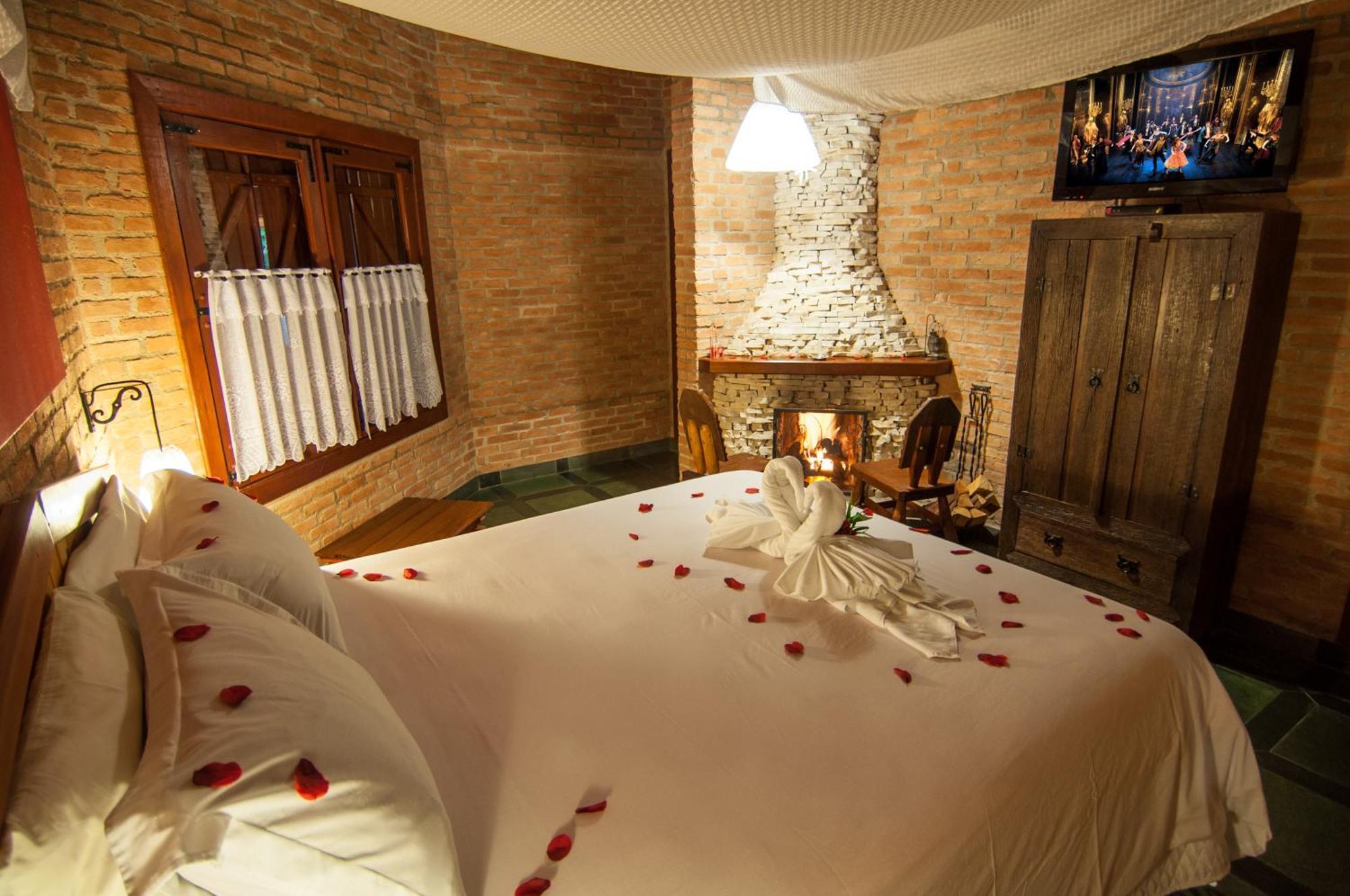 Stars Superior Chalet Spa Bath