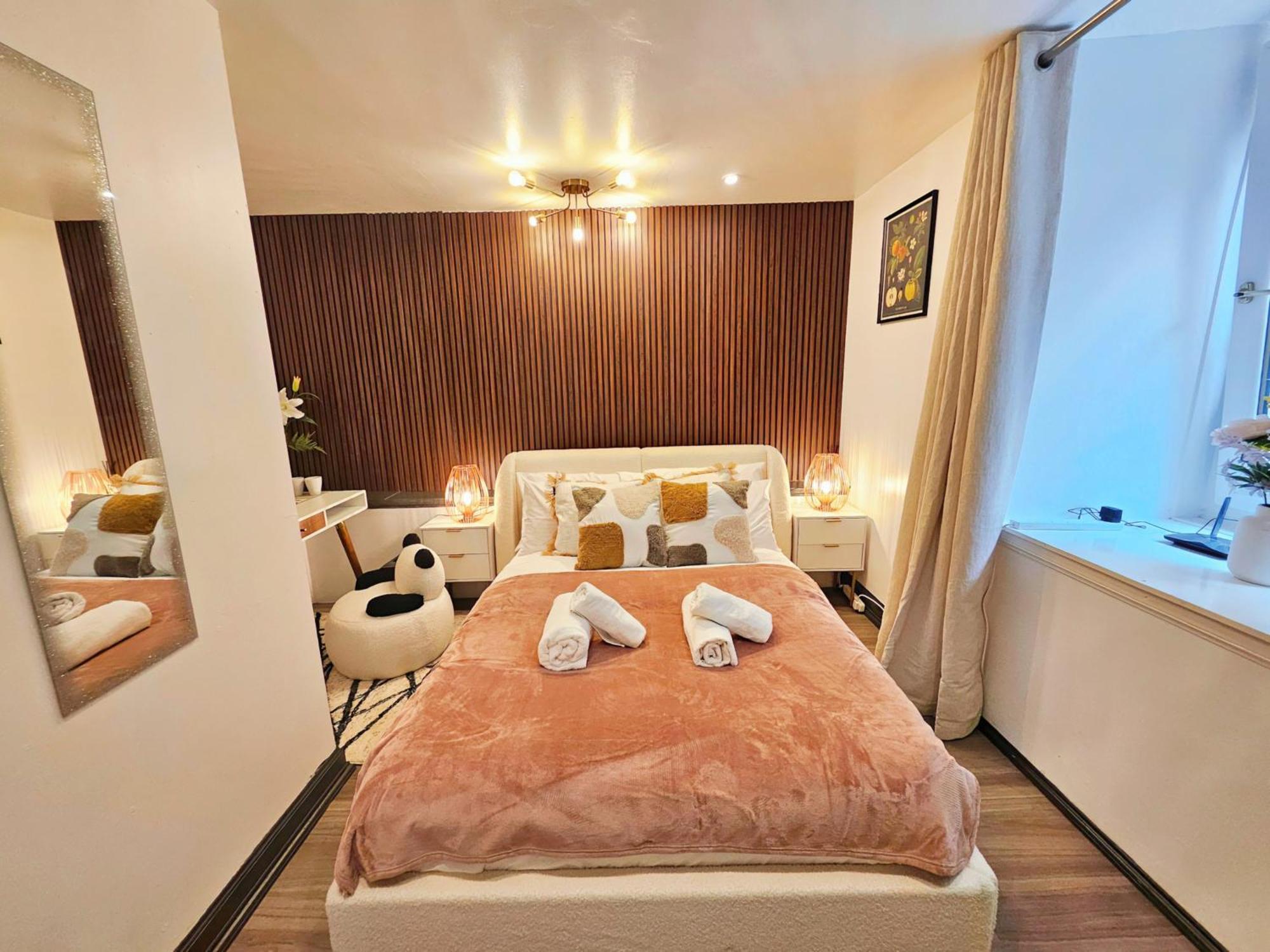 Double Room Private Bathroom