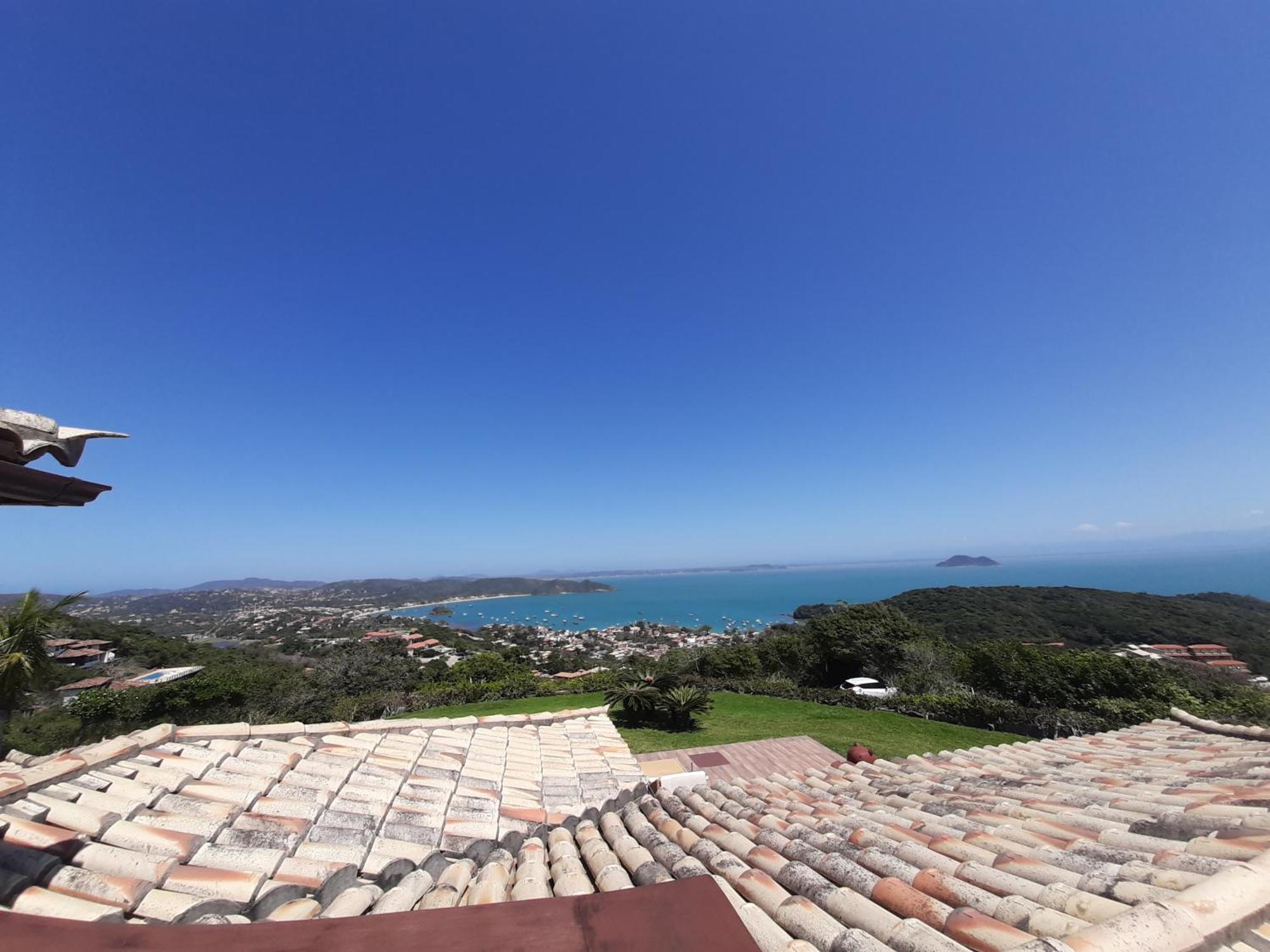 Quarto Duplo Deluxe com Varanda e Vista do Mar