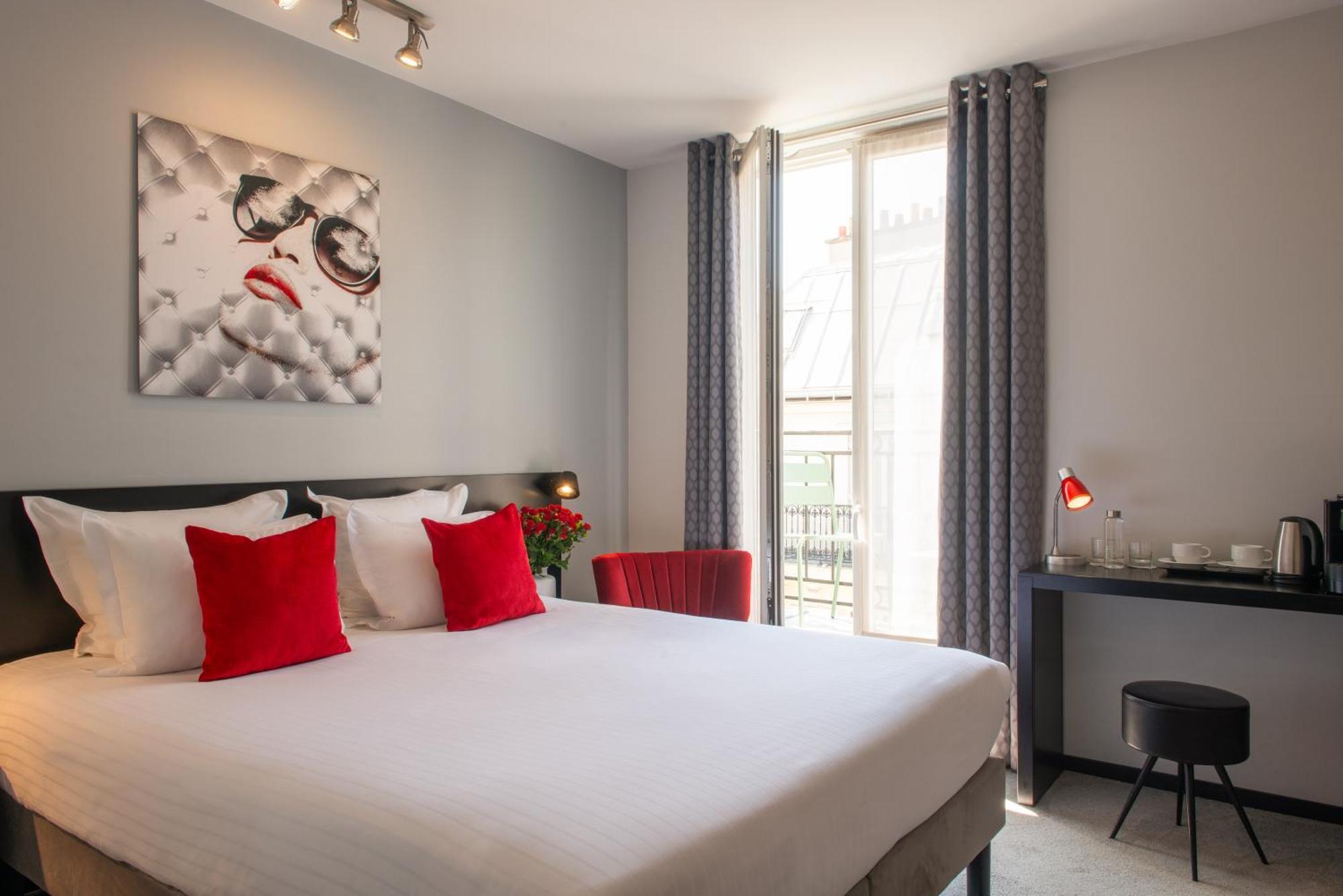 Double or Twin Room Balcony
