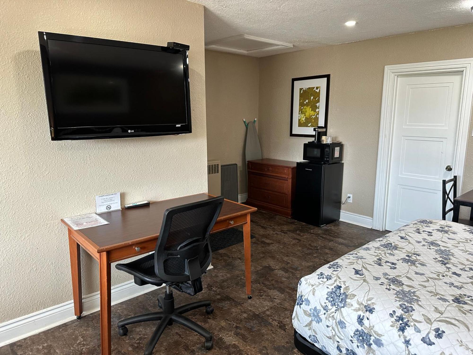 Queen Room