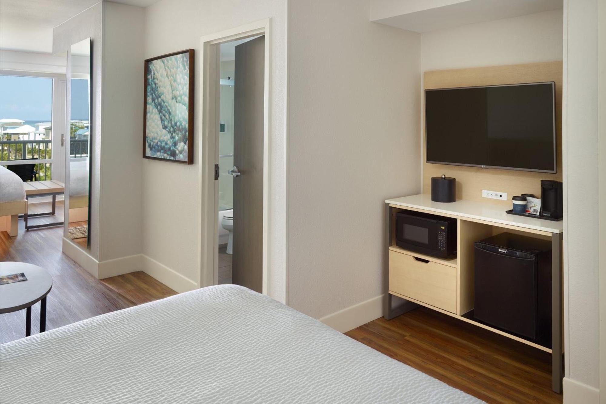 Queen Studio with Balcony,1609331897:JPEG