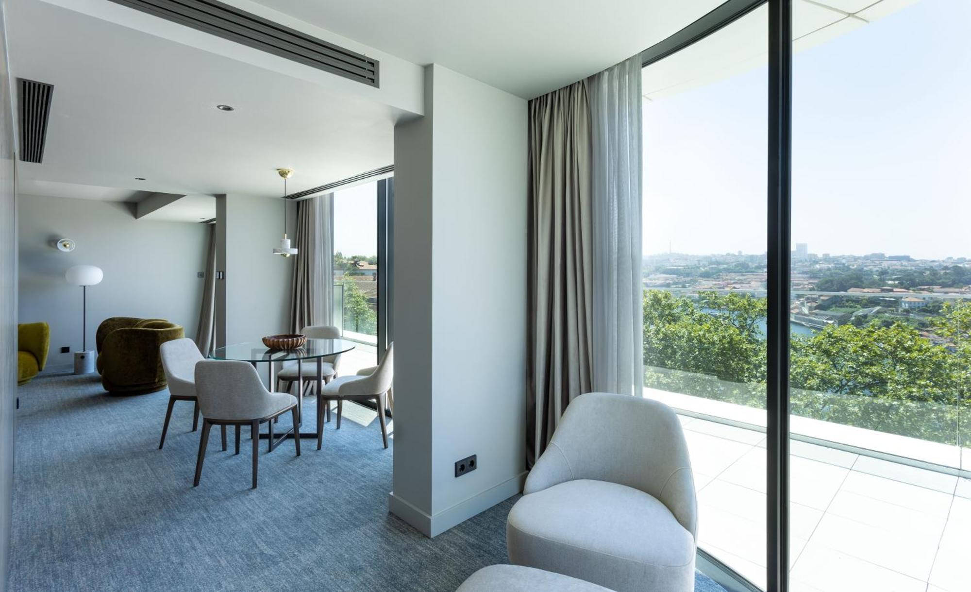 Penthouse Suite