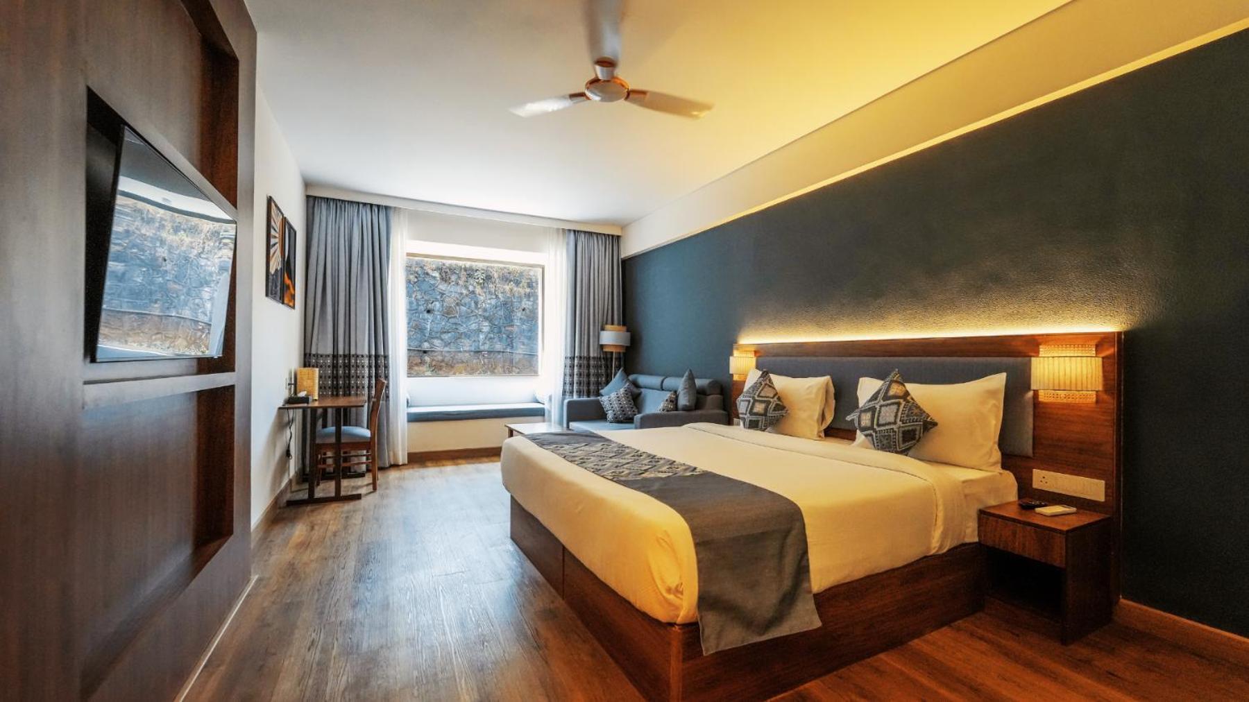 Executive Room,1633195068:JPEG