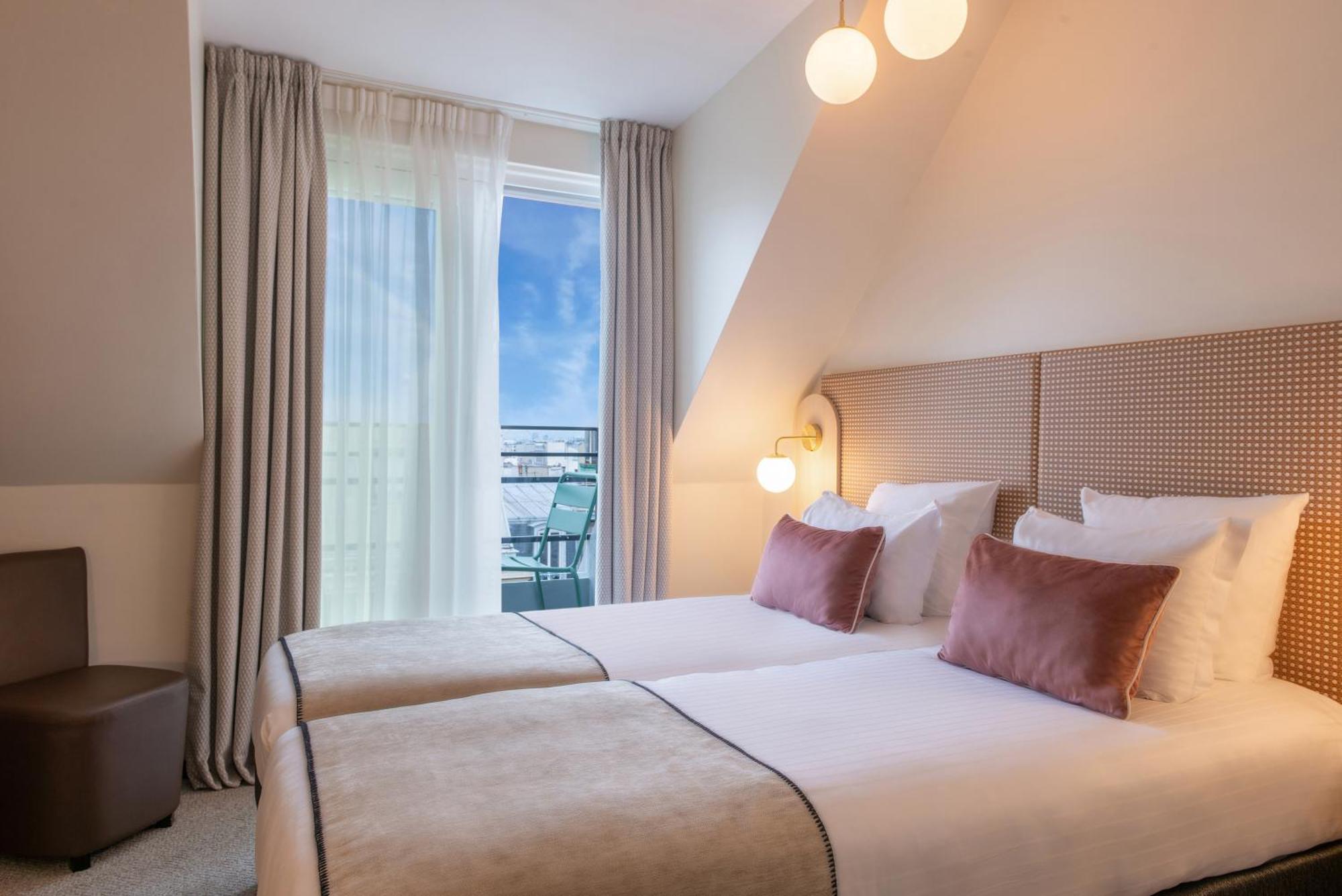 Double or Twin Room Balcony