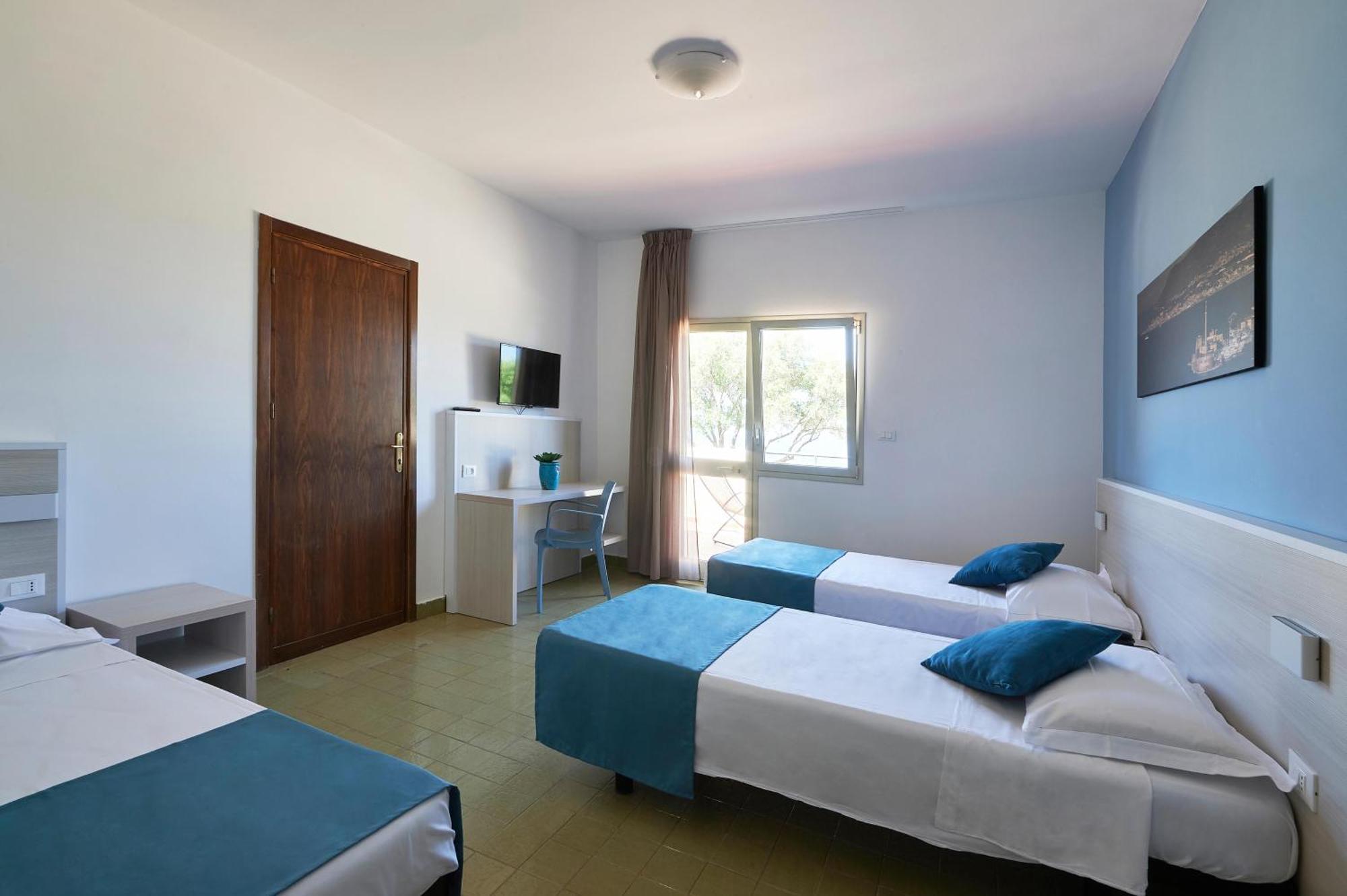 Comfort Sextuple Room with Garden View,1630871686:JPEG