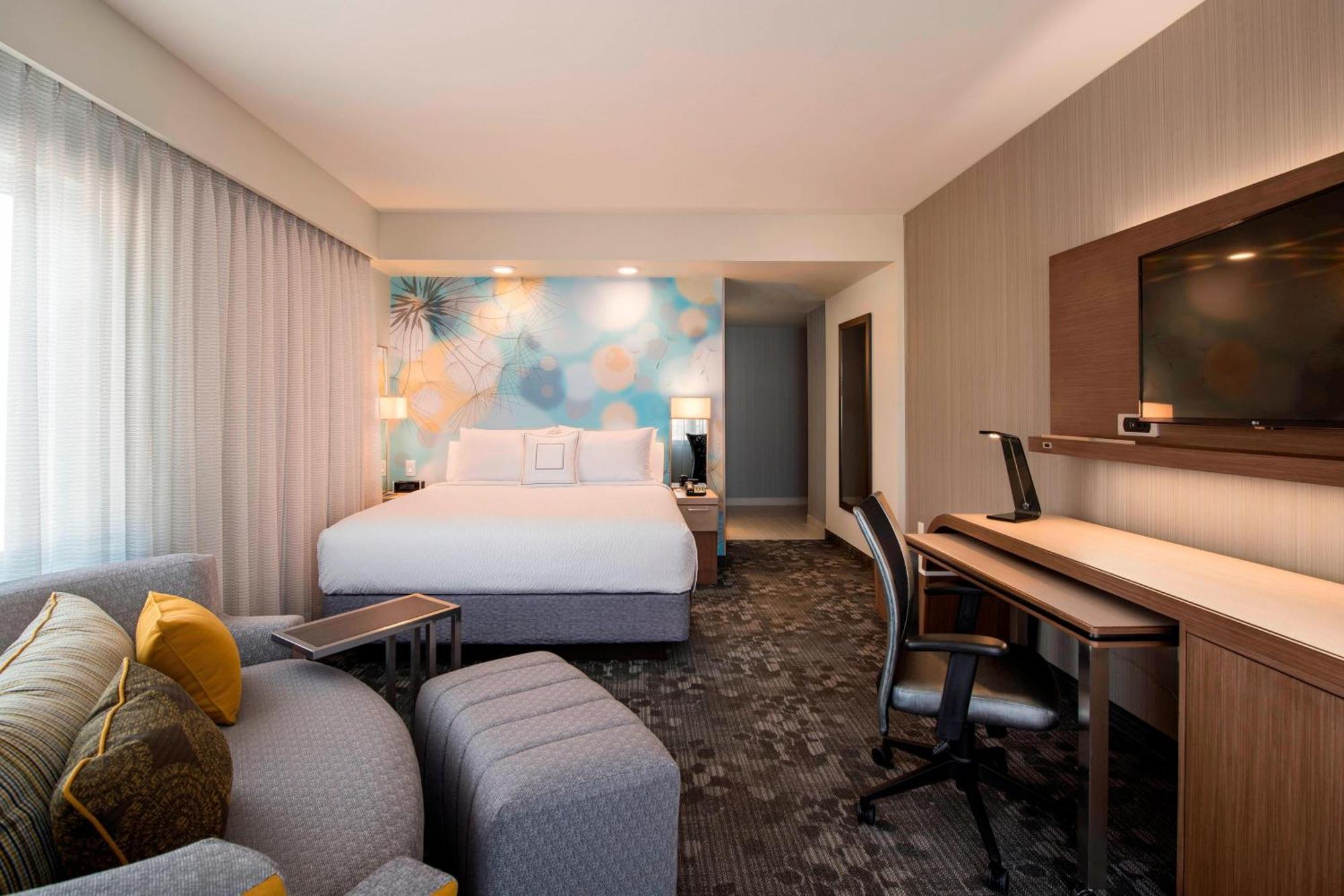 King Room,1632279482:JPEG