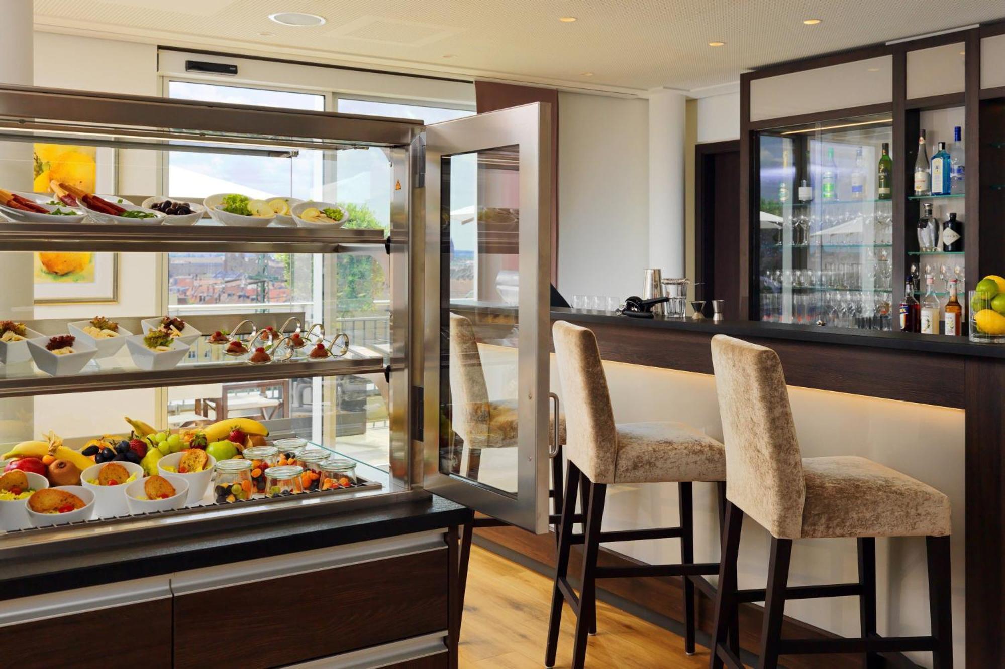 Executive King Room