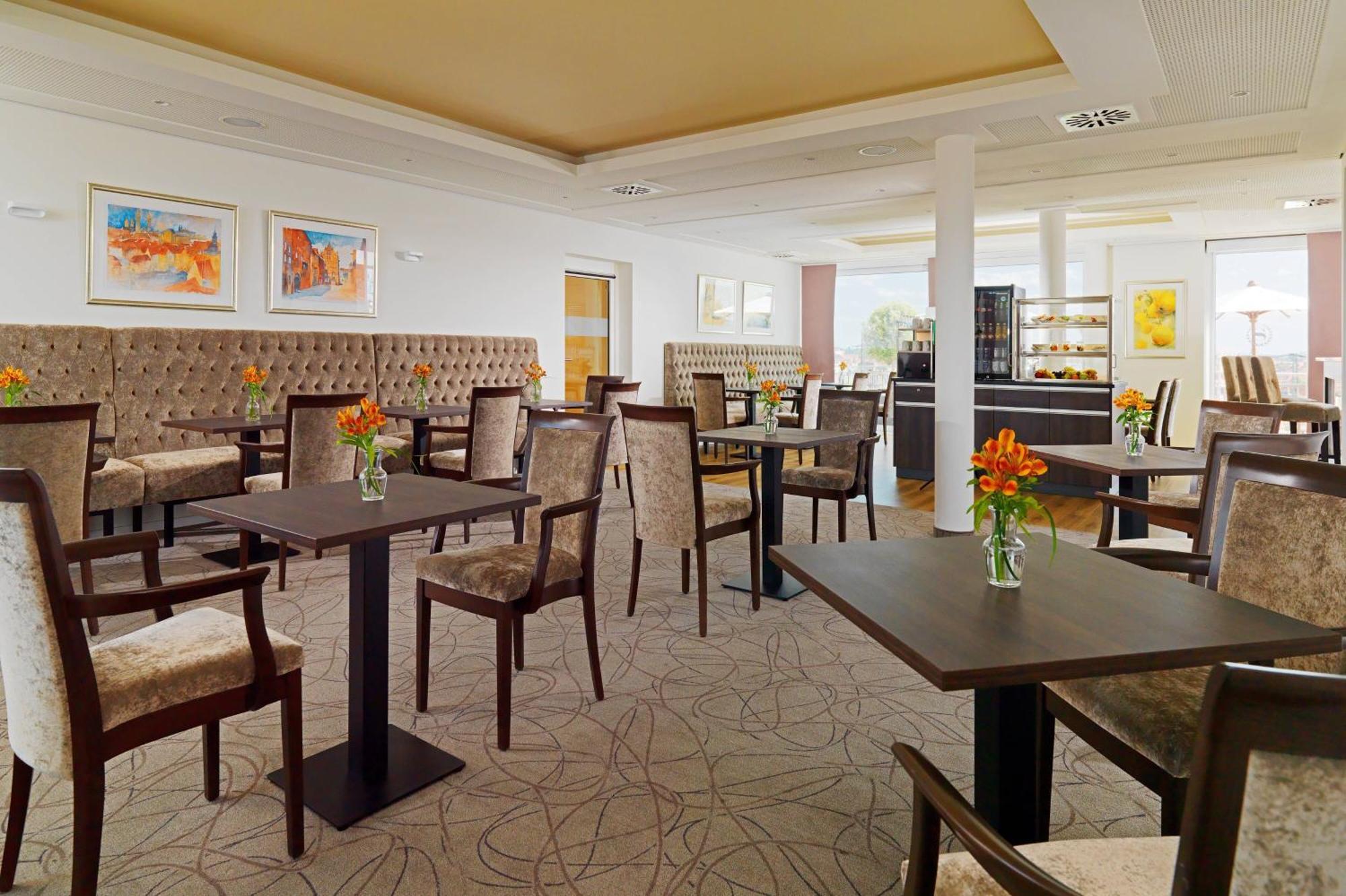 Executive King Room