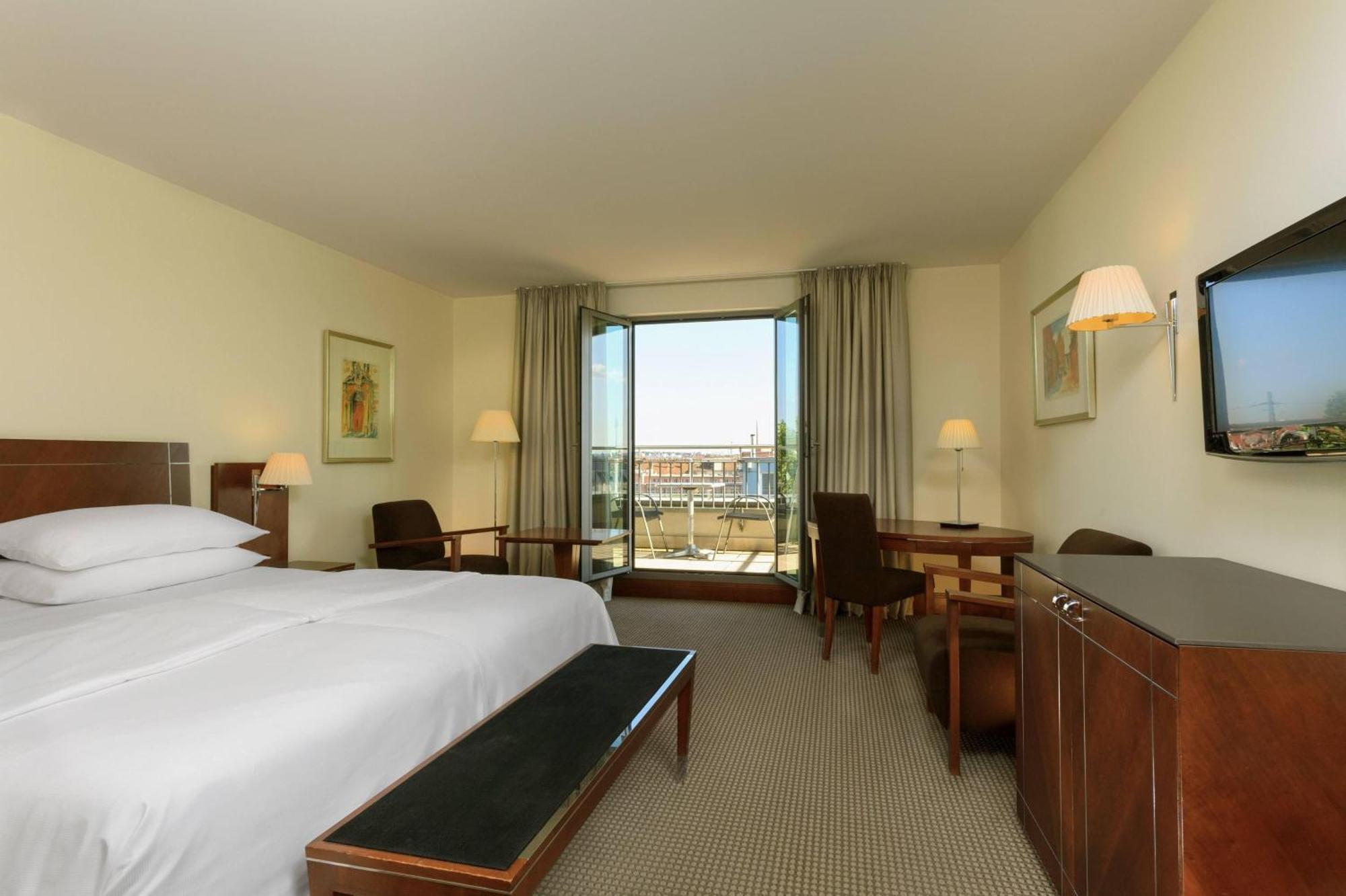 Classic Double Room
