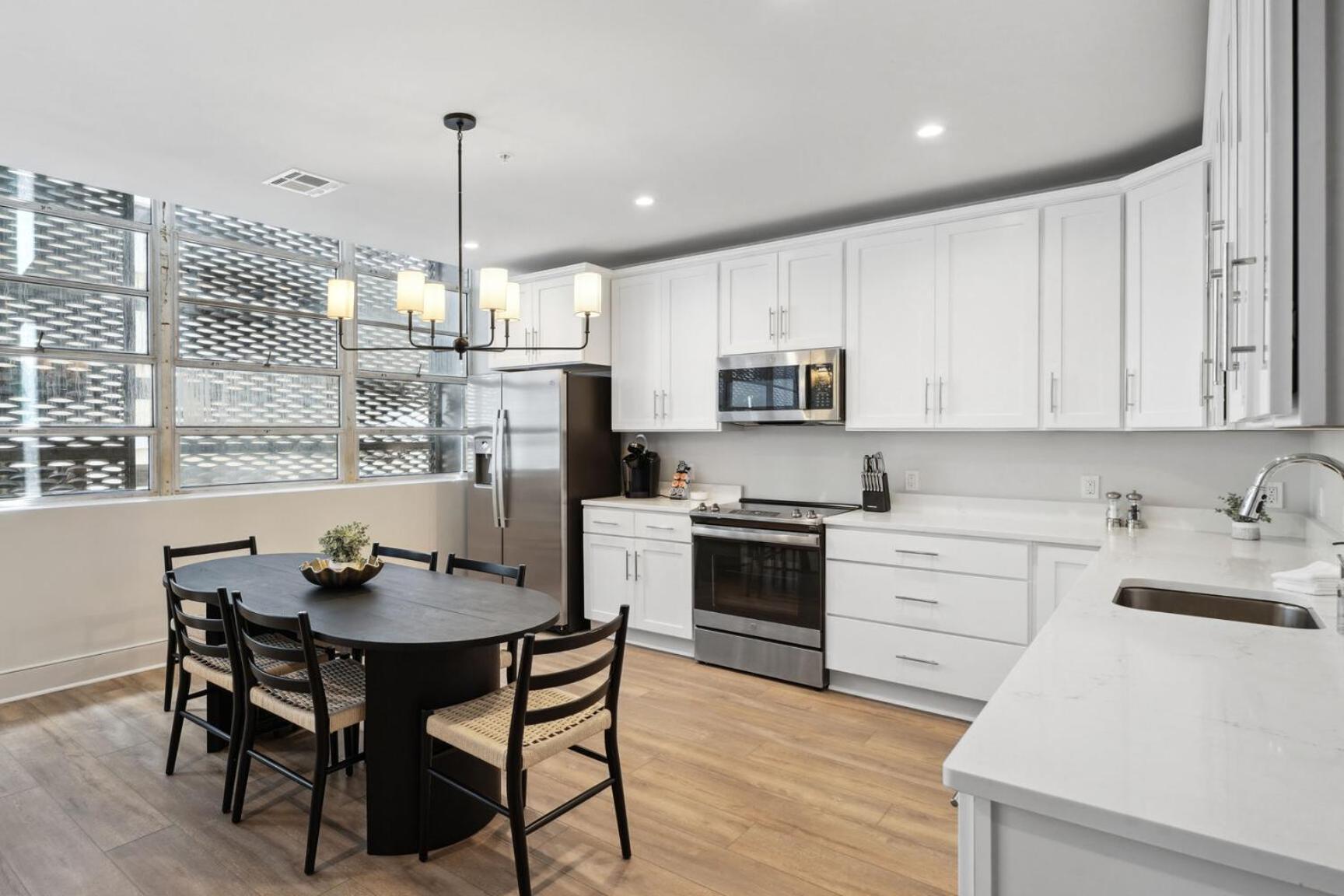 Five-Bedroom Apartment