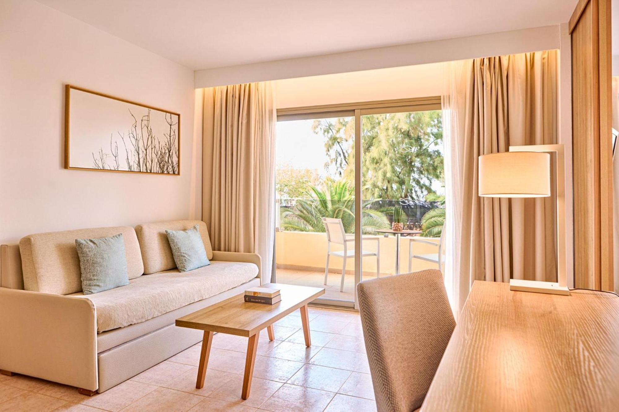 One-Bedroom Suite,1638476853:JPEG