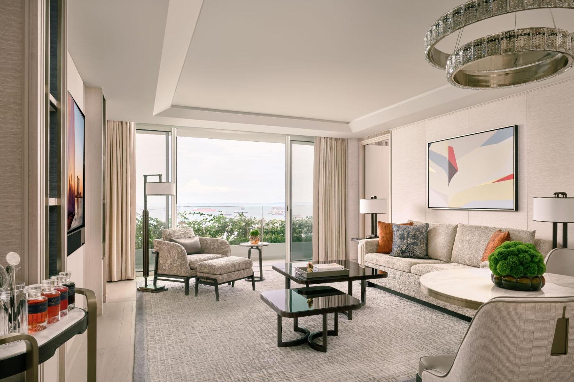 Paiza Premier Suite met Kingsize Bed en Uitzicht op Zee