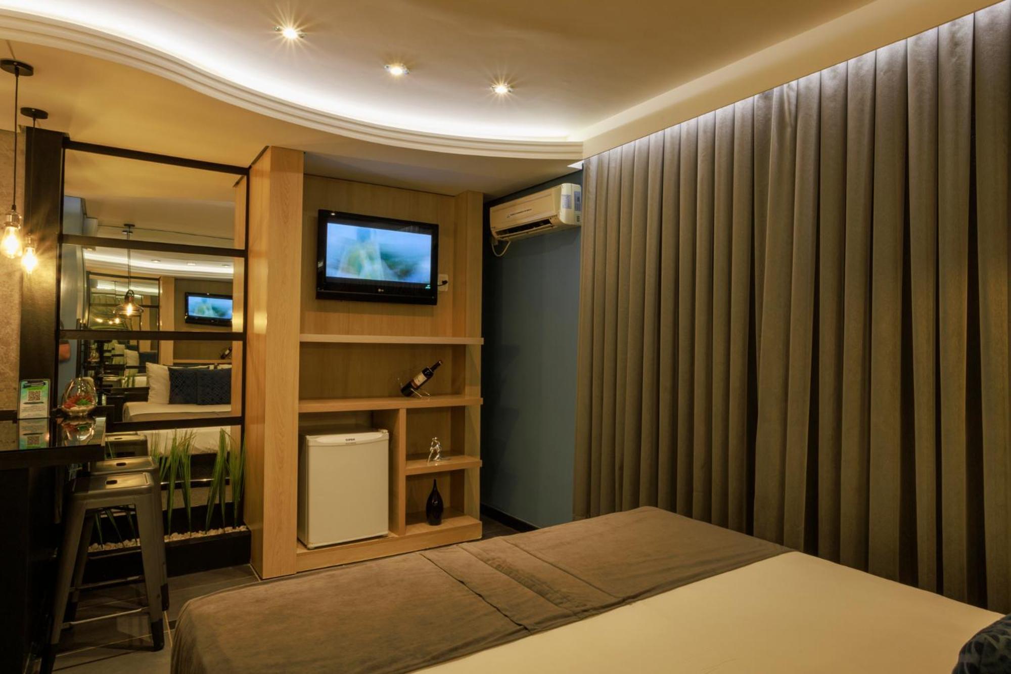 Quarto Duplo