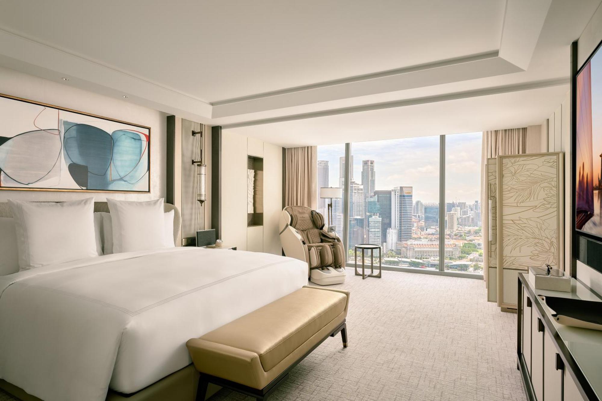 Paiza Signature Suite met Kingsize Bed Uitzicht op de Stad