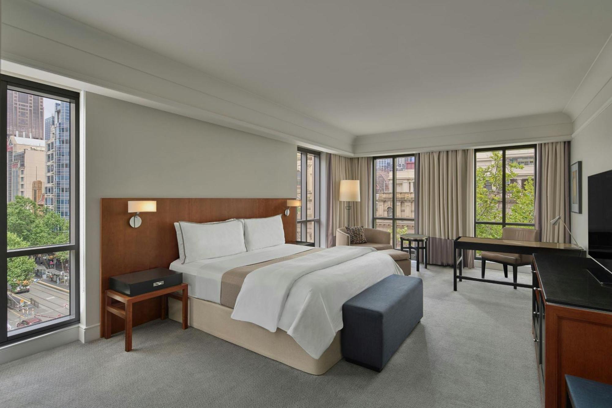 Deluxe King Room External View