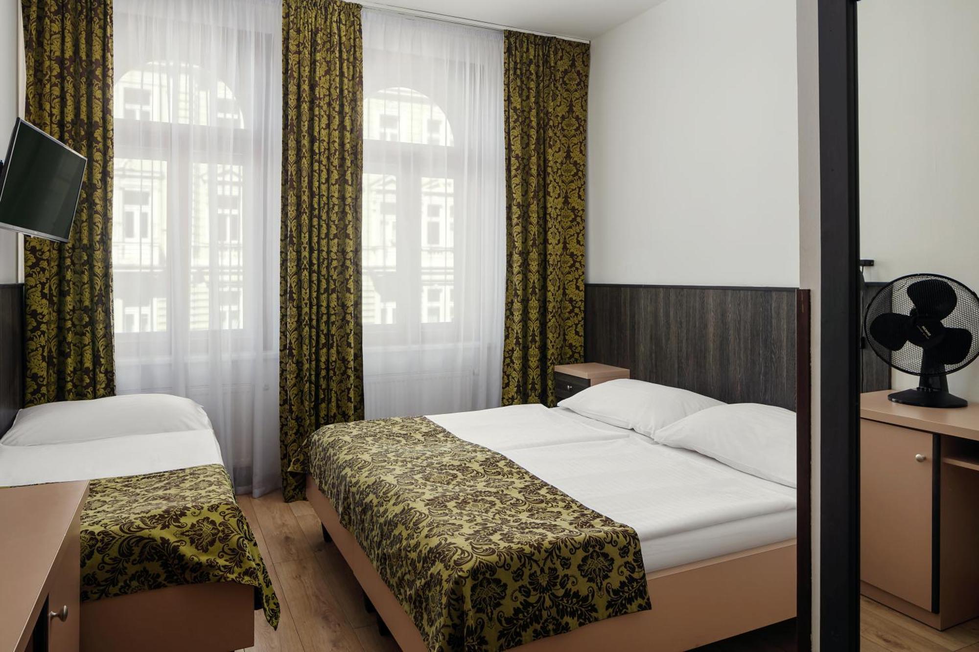 Standard Double Room with Extra Bed,1687452842:JPEG