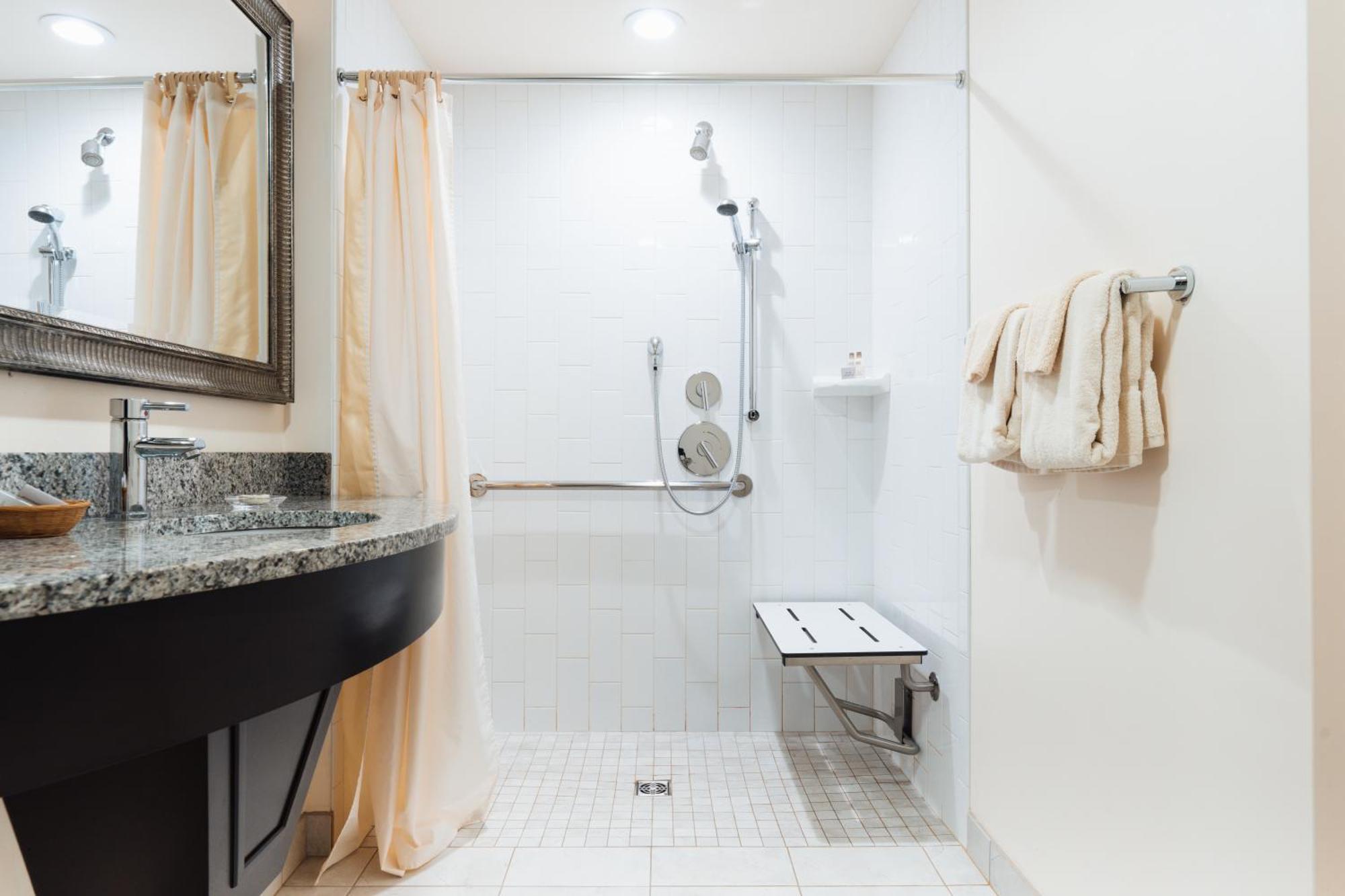 King Room with Roll-In Shower - Disability Access,1694555427:JPEG