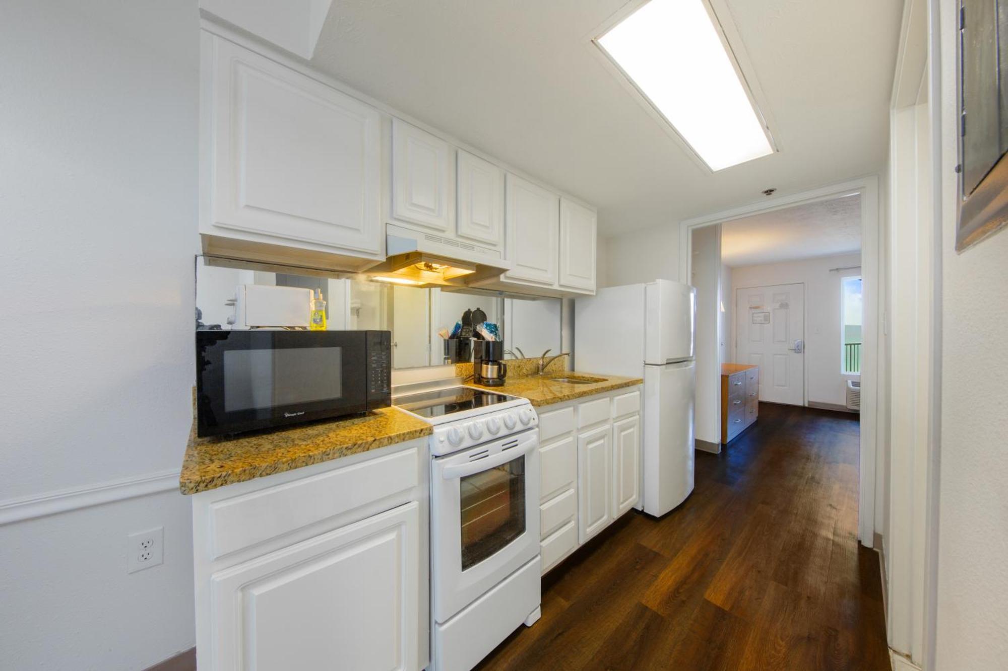 Beachfront Suite Double or Double Kitchen