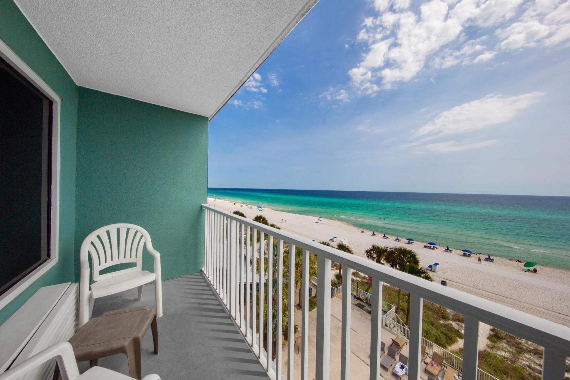 Beachfront Classic Room King ADA