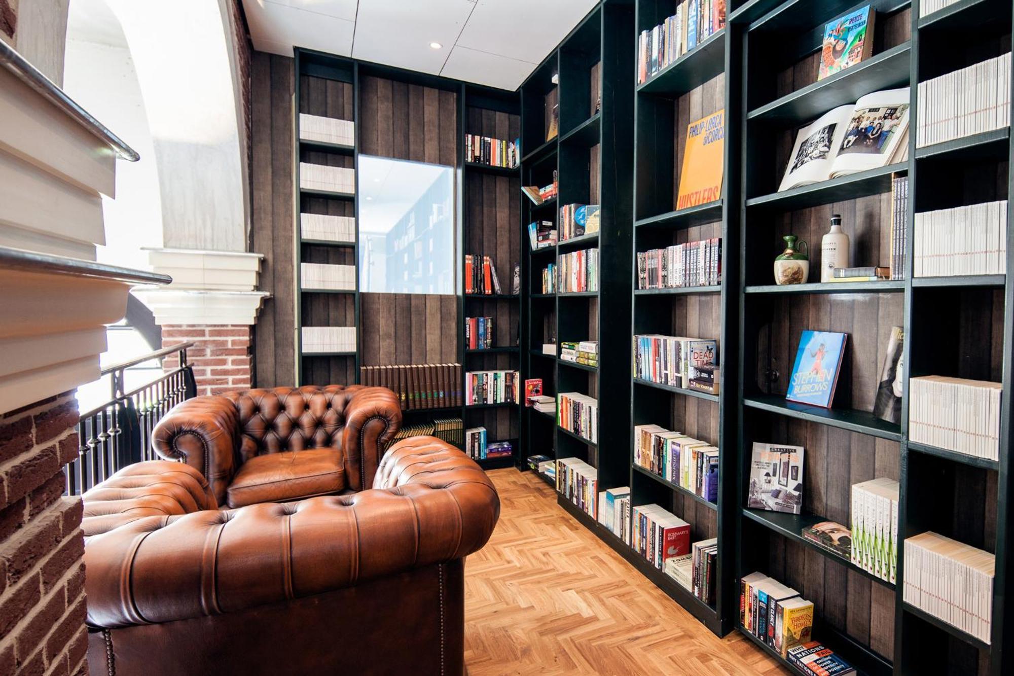 Secret Bookcase XL
