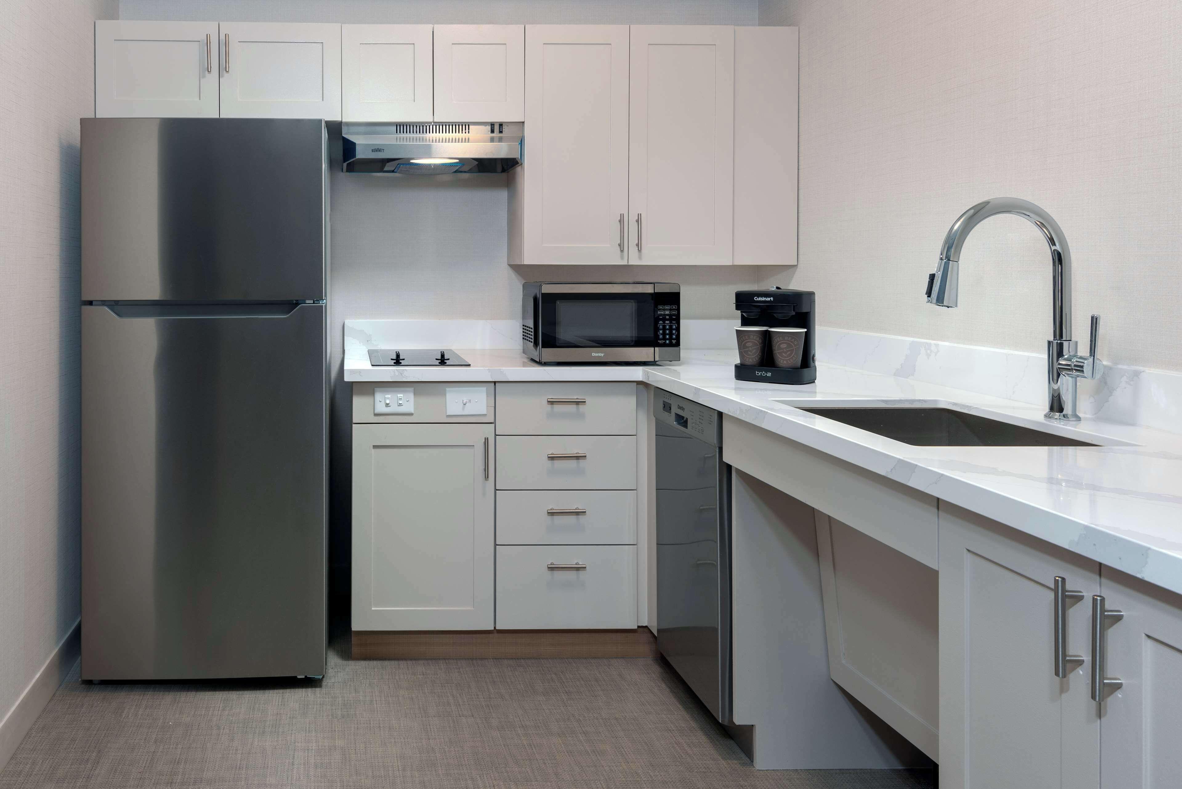 Suite with Two Double Beds - Mobility Access/Non-Smoking