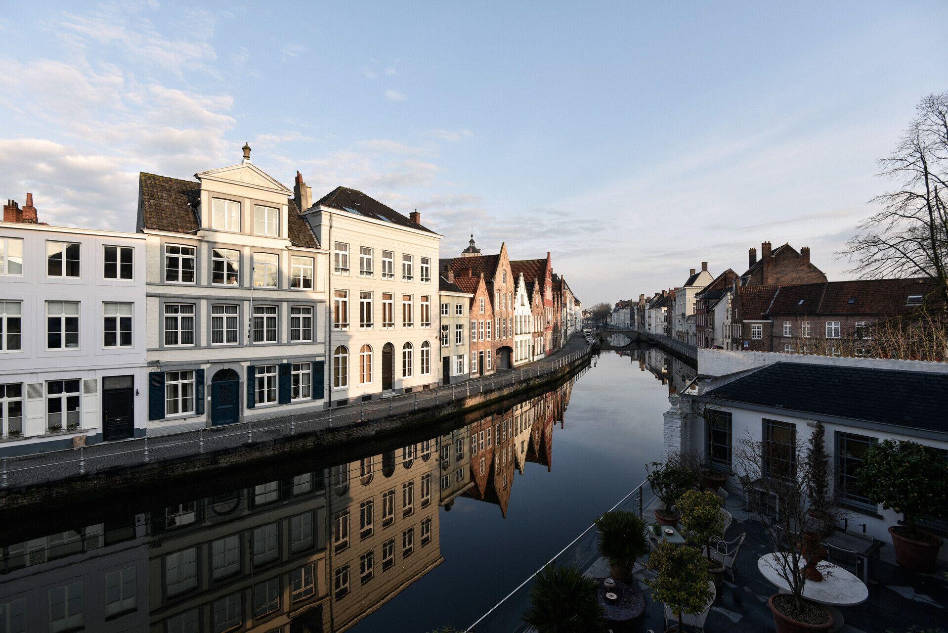 Suite with Canal View