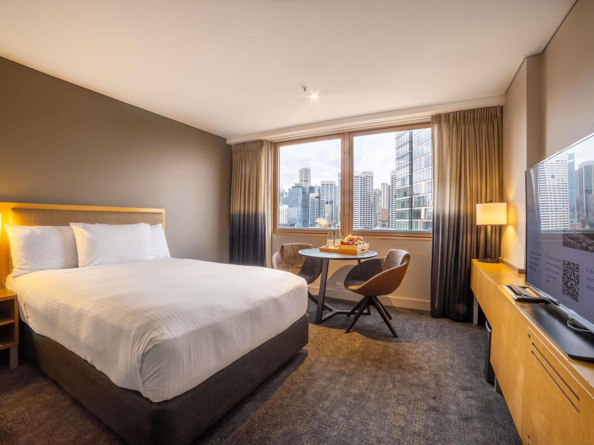 Deluxe Kamer met Queensize Bed en Uitzicht op de Stad