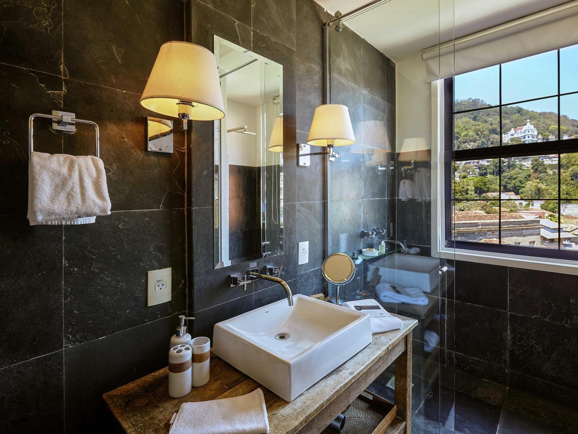 Deluxe King Room with Balcony and View