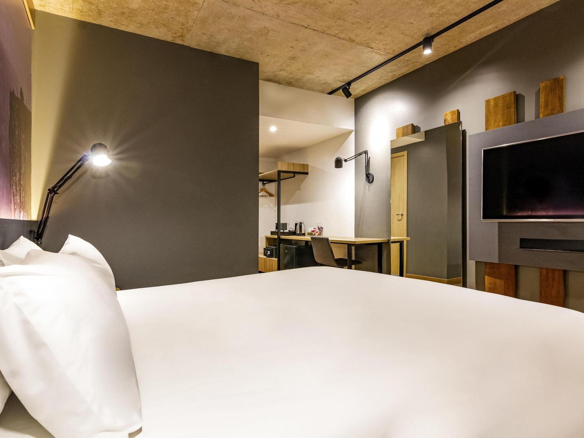 Quarto Executivo com Cama King-size