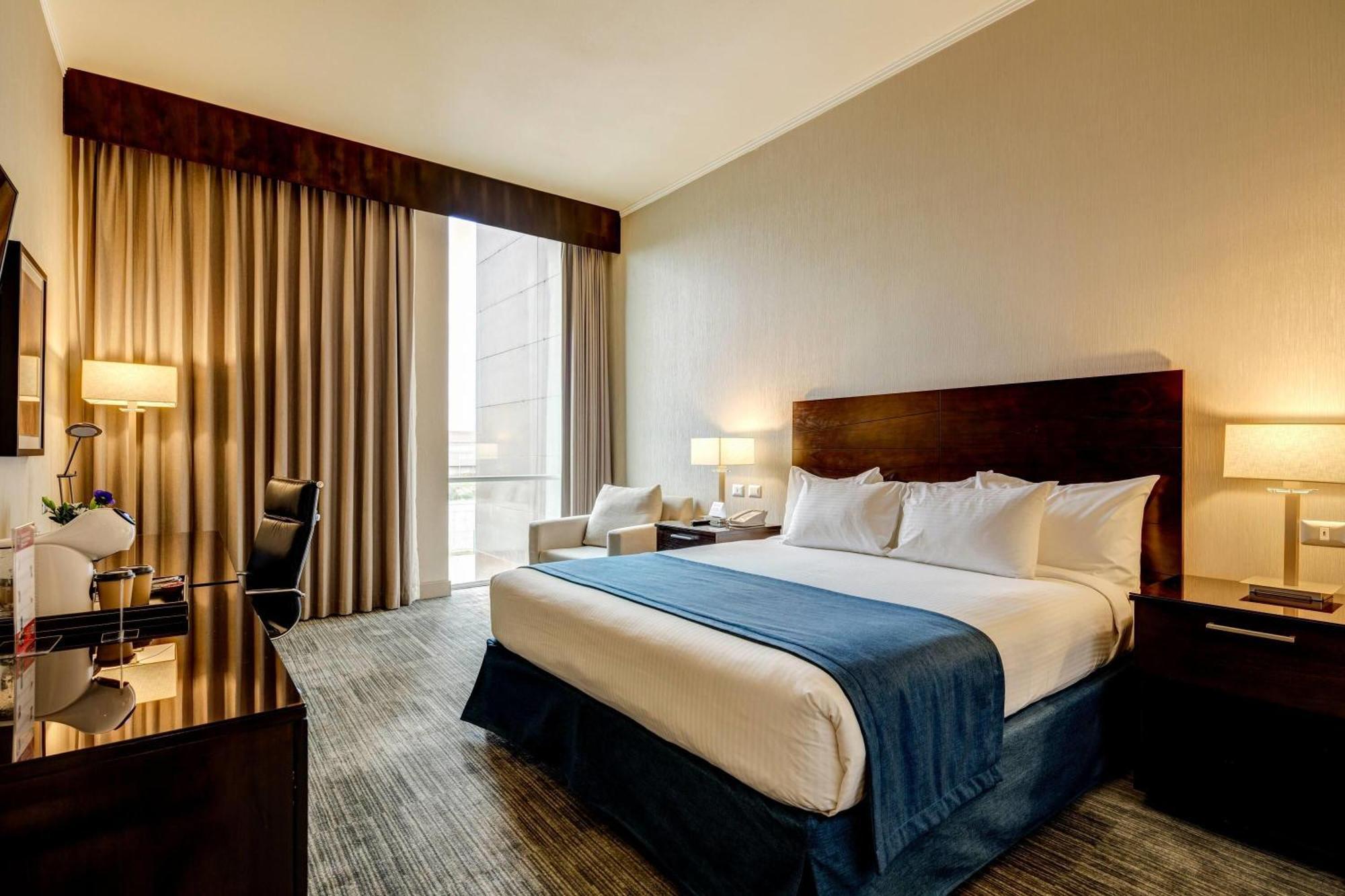 King Room - Mobility Access/Non-Smoking