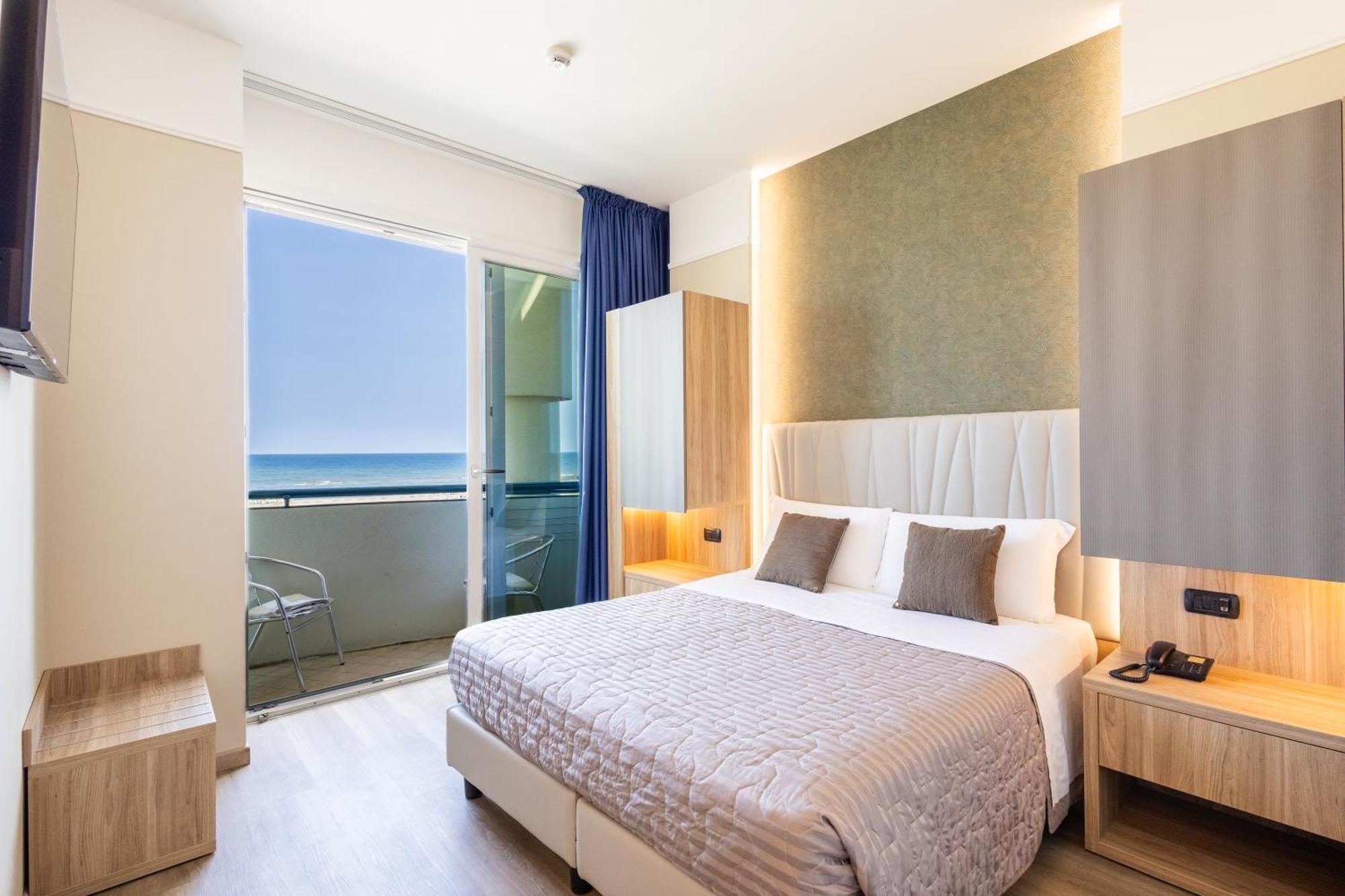 Deluxe Double Room Sea View