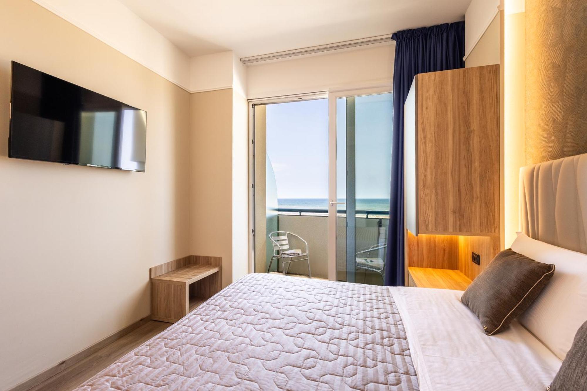 Deluxe Double Room Sea View