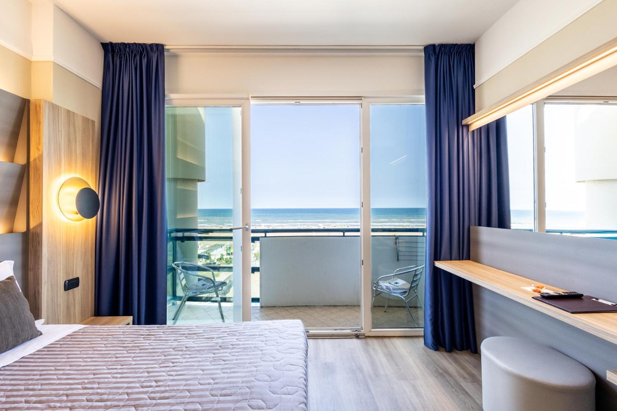 Deluxe Double Room Sea View